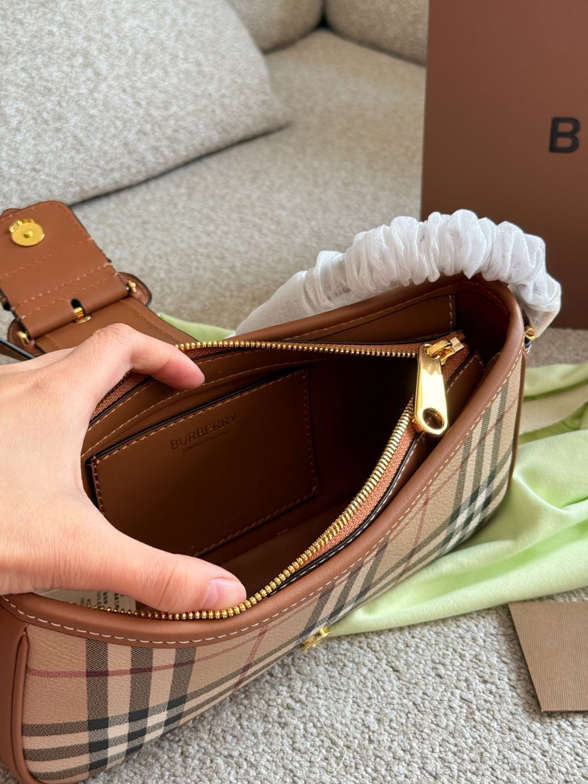 今日特価】Burberry Checkered Summer Bag・バーバリー チェック