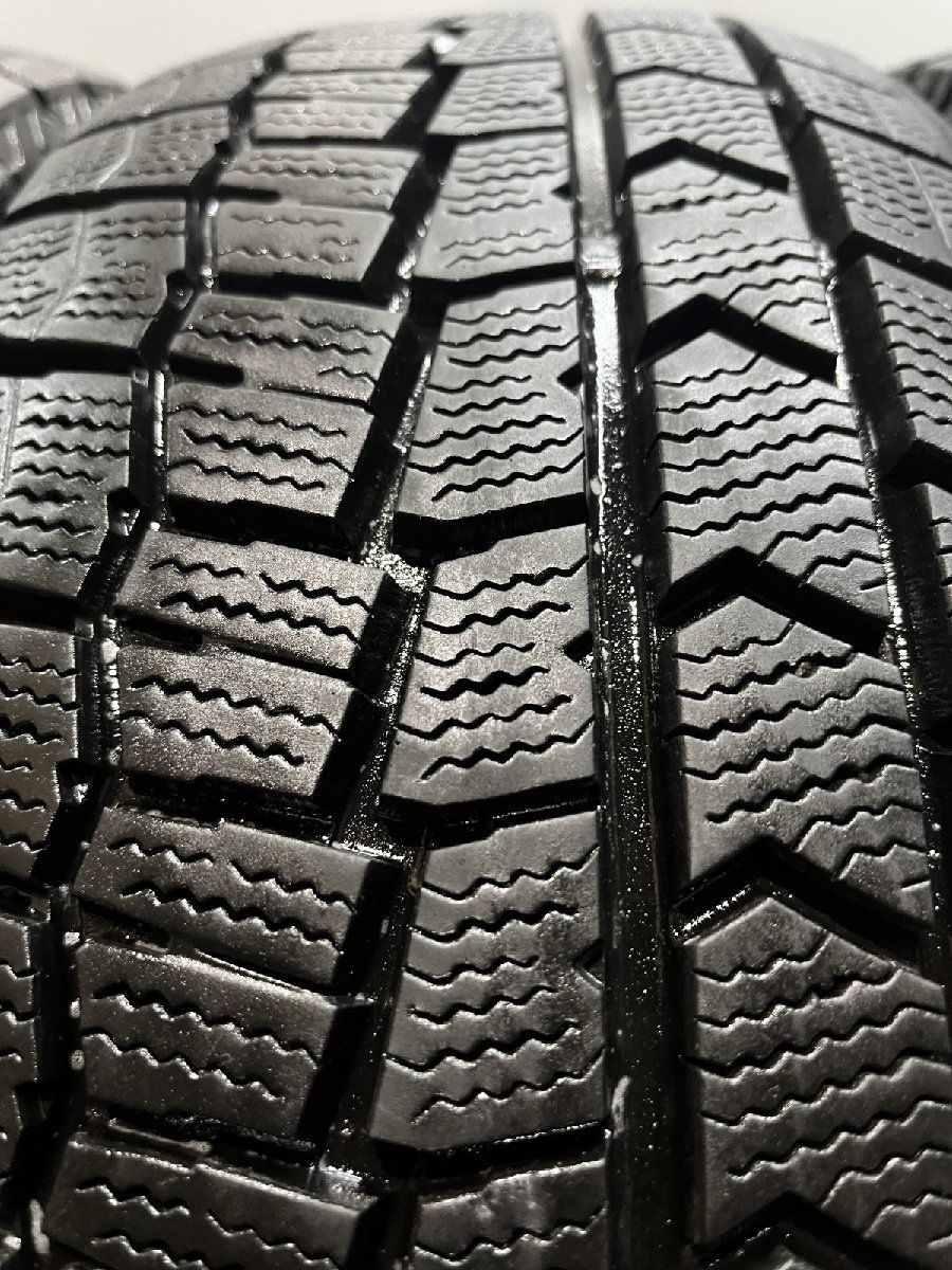 9.5分山 2016年 ダンロップ スタッドレス195/65R15 30プリウス