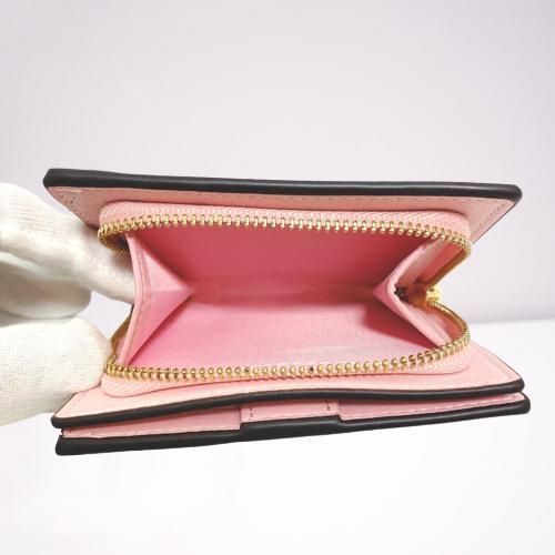 ☘️コンパクトライトカーキ　ピンクコンパクトCOACH 二つ折り財布【匿名配送】