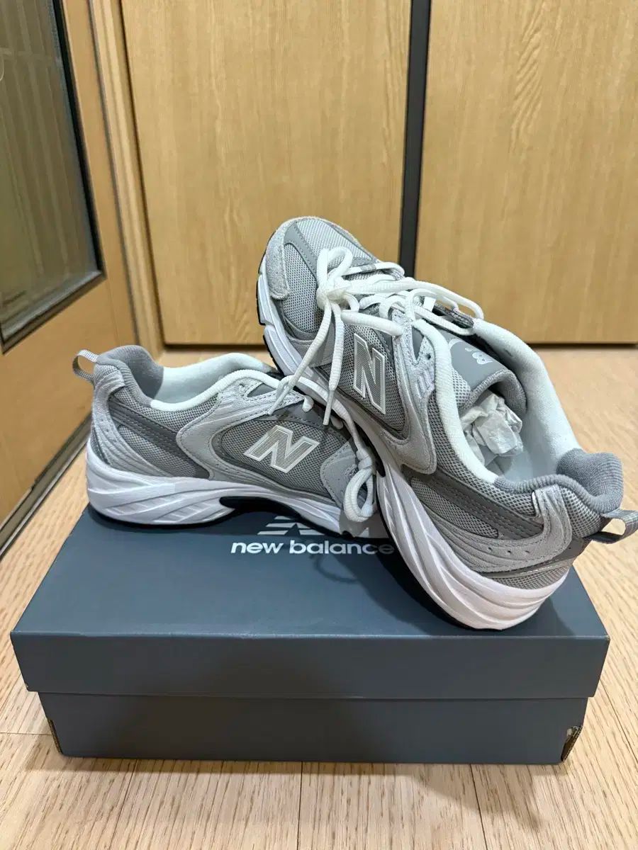 New Balance ニューバランス MR530CK ー 250