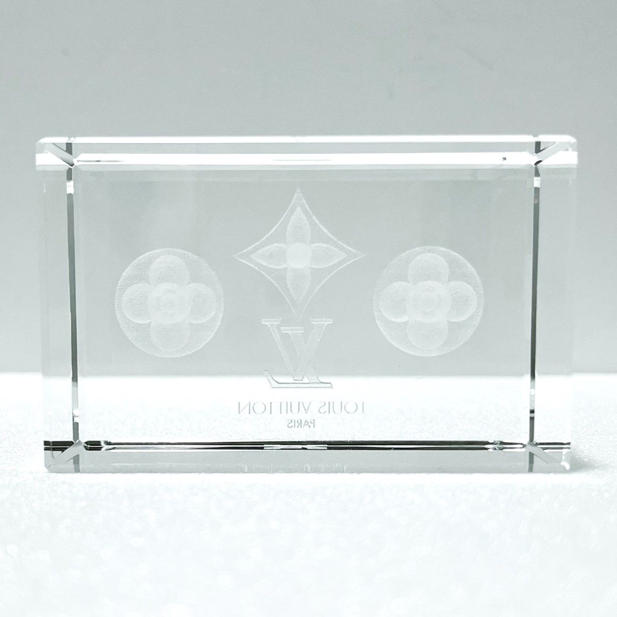 【非売品】 ルイヴィトン VIP限定 ガラス ペーパーウェイト ノベルティ 非売品】 ルイヴィトン VIP限定 ガラス ペーパーウェイト