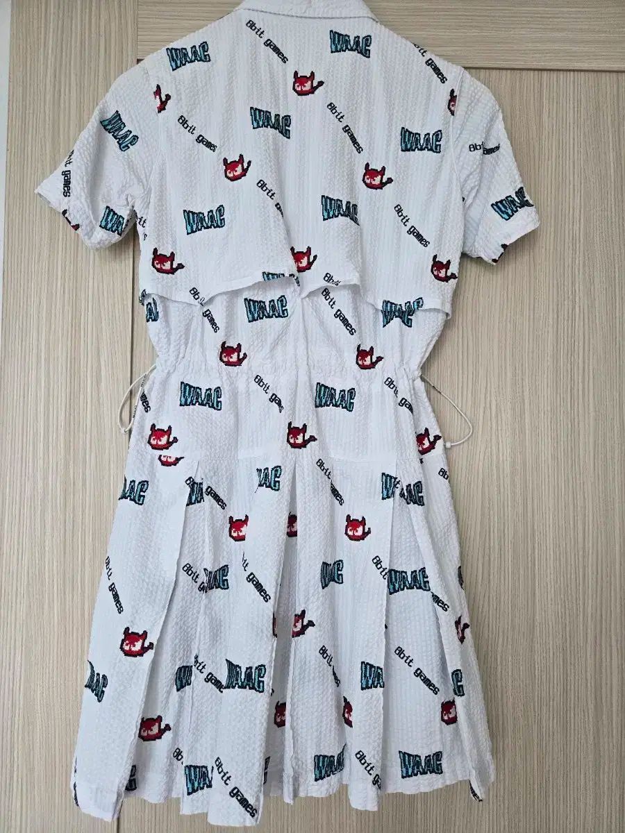 WAAC 半袖ゴルフONE PIECE 白