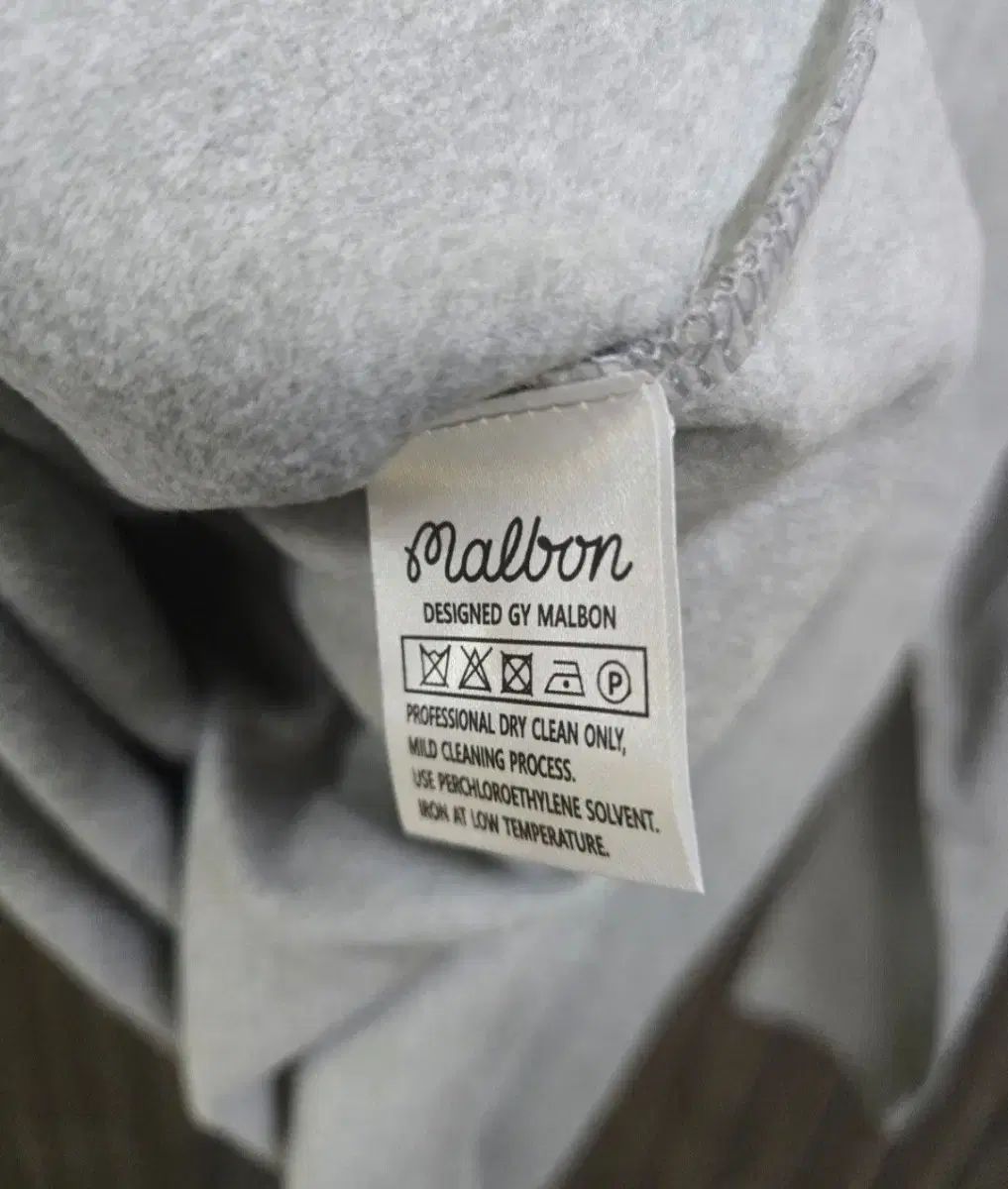 EFFLORESCENCE エフロレッセンス EFFLORESCENCE エフロ