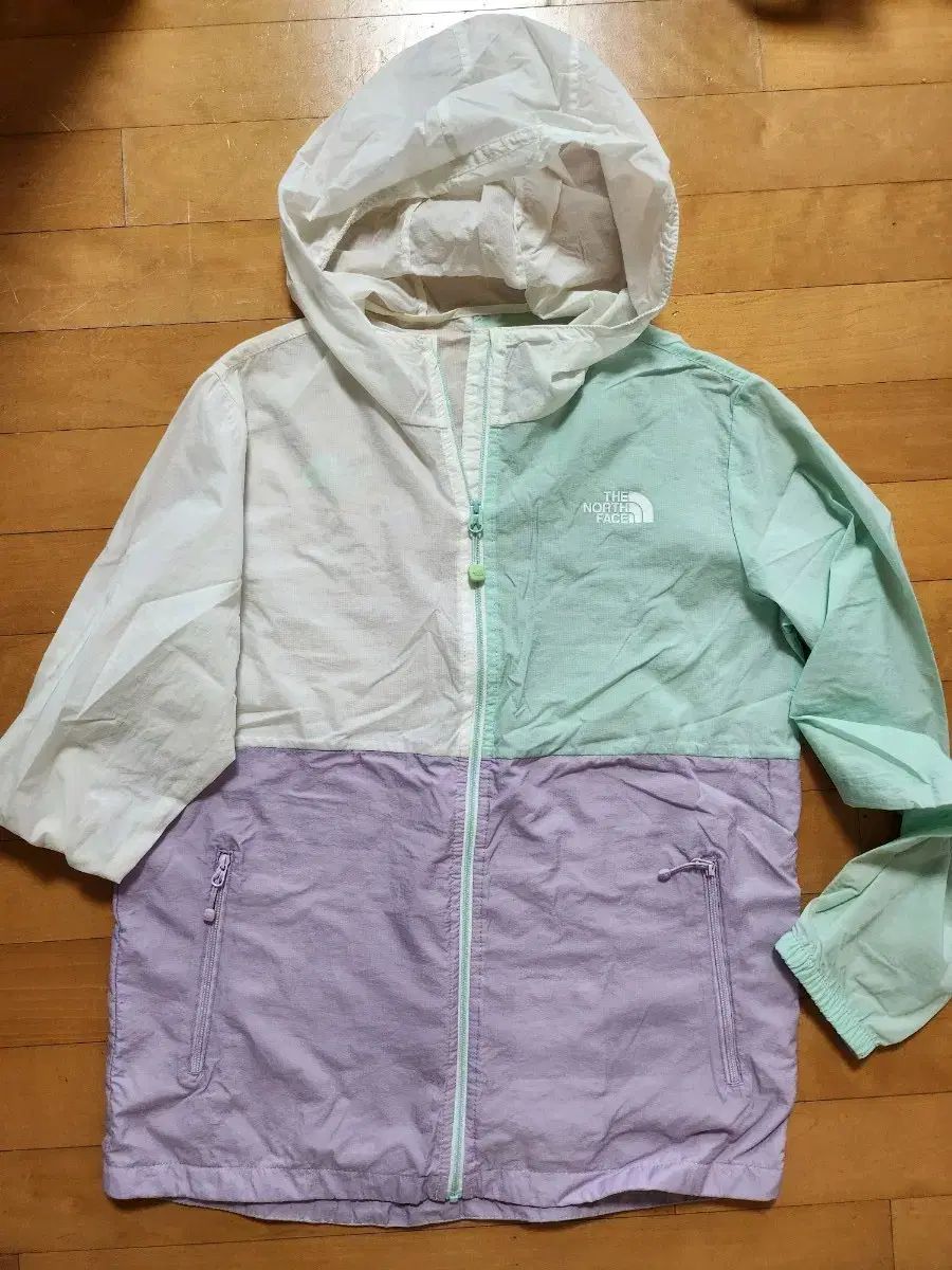 160 THE NORTH FACE(ザノースフェイス) ウィンドブレーカー