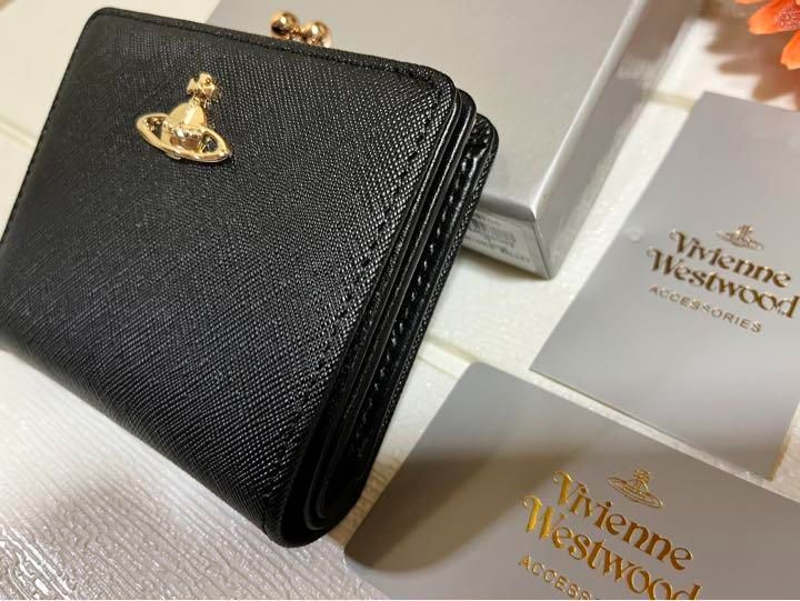新品ヴィヴィアンVivienne Westwoodサフィアーノレザー二つ折り財布