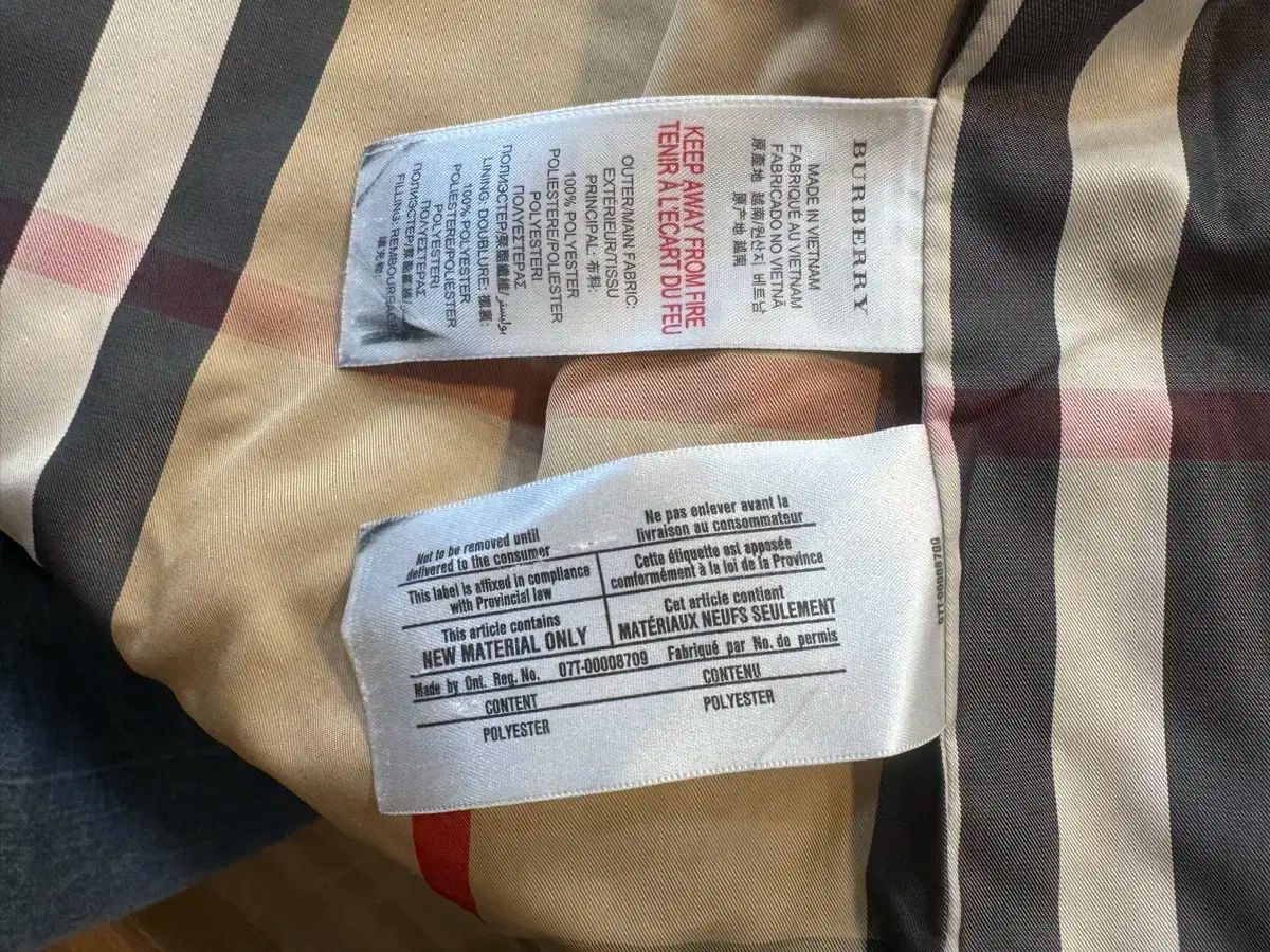  バーバリー ブラック キルティング ジャケット 2 y アウター ベビー服(~95cm)