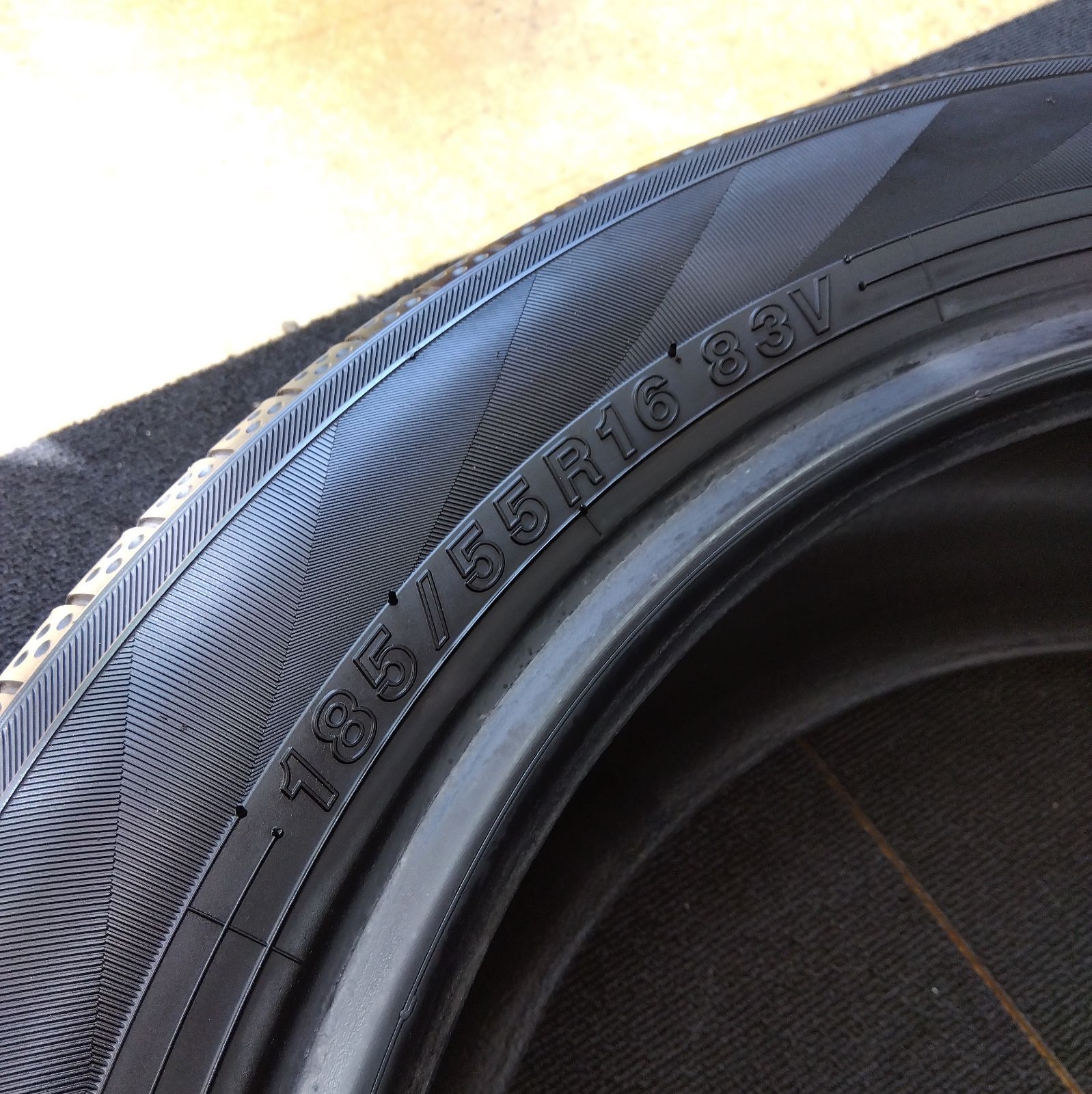 タイヤ ４本セット