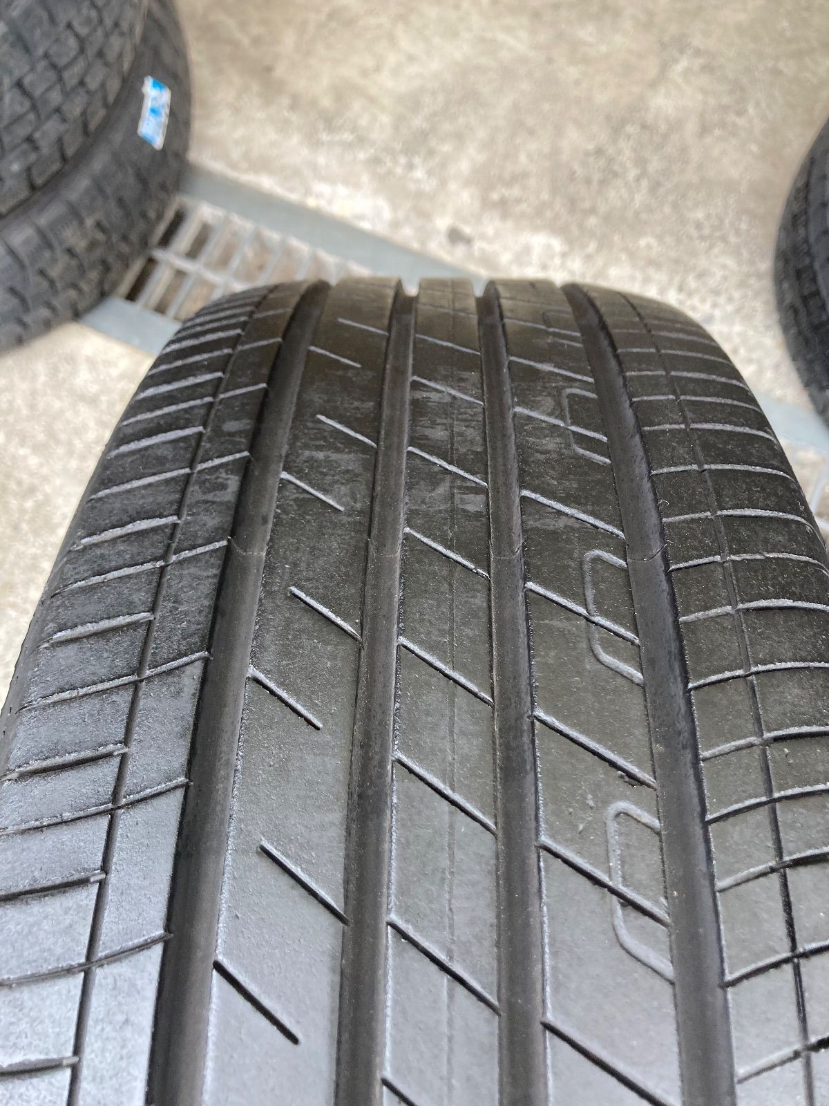 215|60R16 GOODYEAR efficientgrip 2025年製造 2本 送料無料〜 FFCRYSTALESIA_COM
