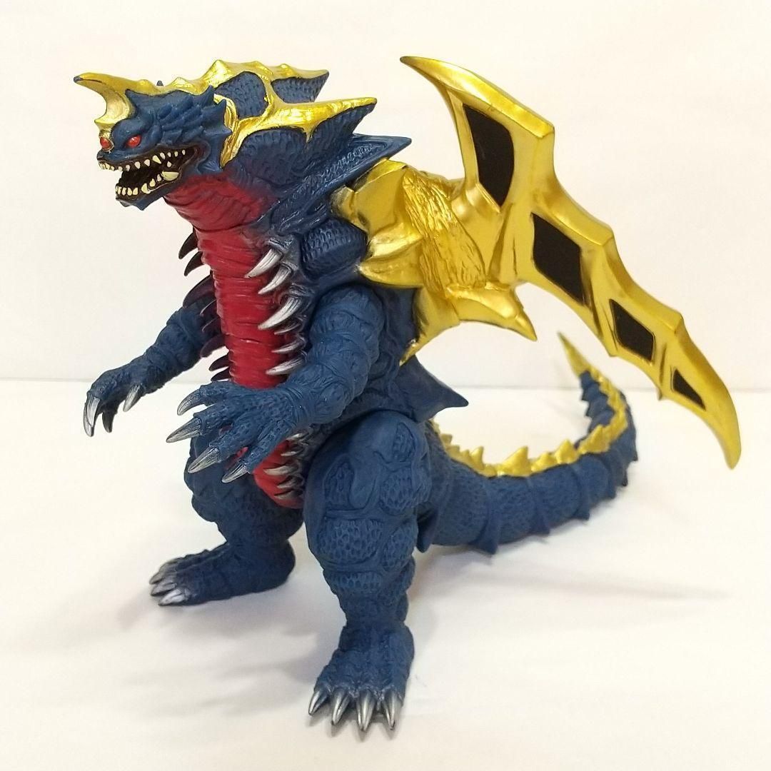 Amazon.com: Ultraman Ultra Monster DX King of Mons : Toys