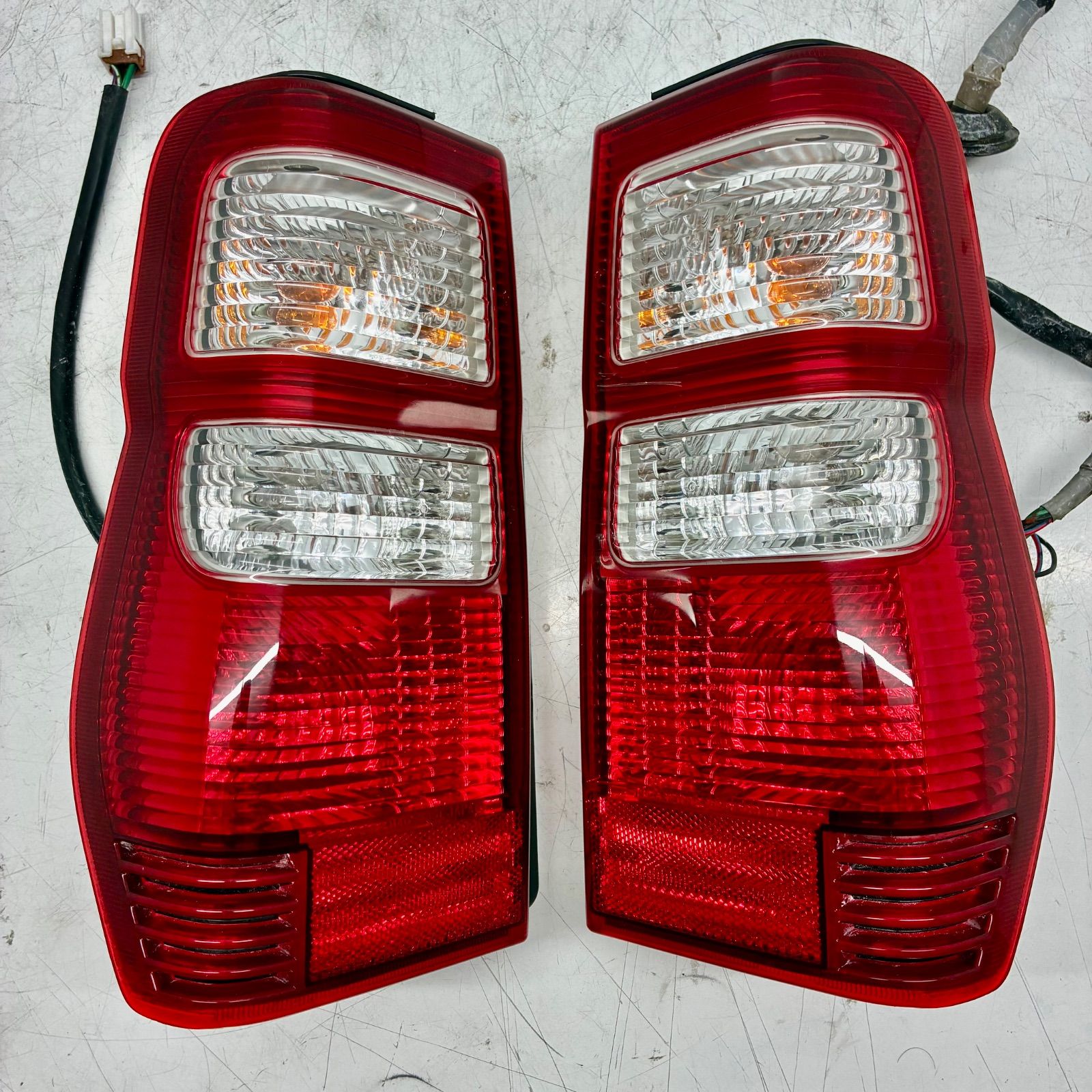 ジェロミニ H53A 後期 H58A テールランプ 左右 テールライト テールレンズ ストップランプ　 Yahoo!オークション -「パジェロミニh58aテールランプ」の落札相場