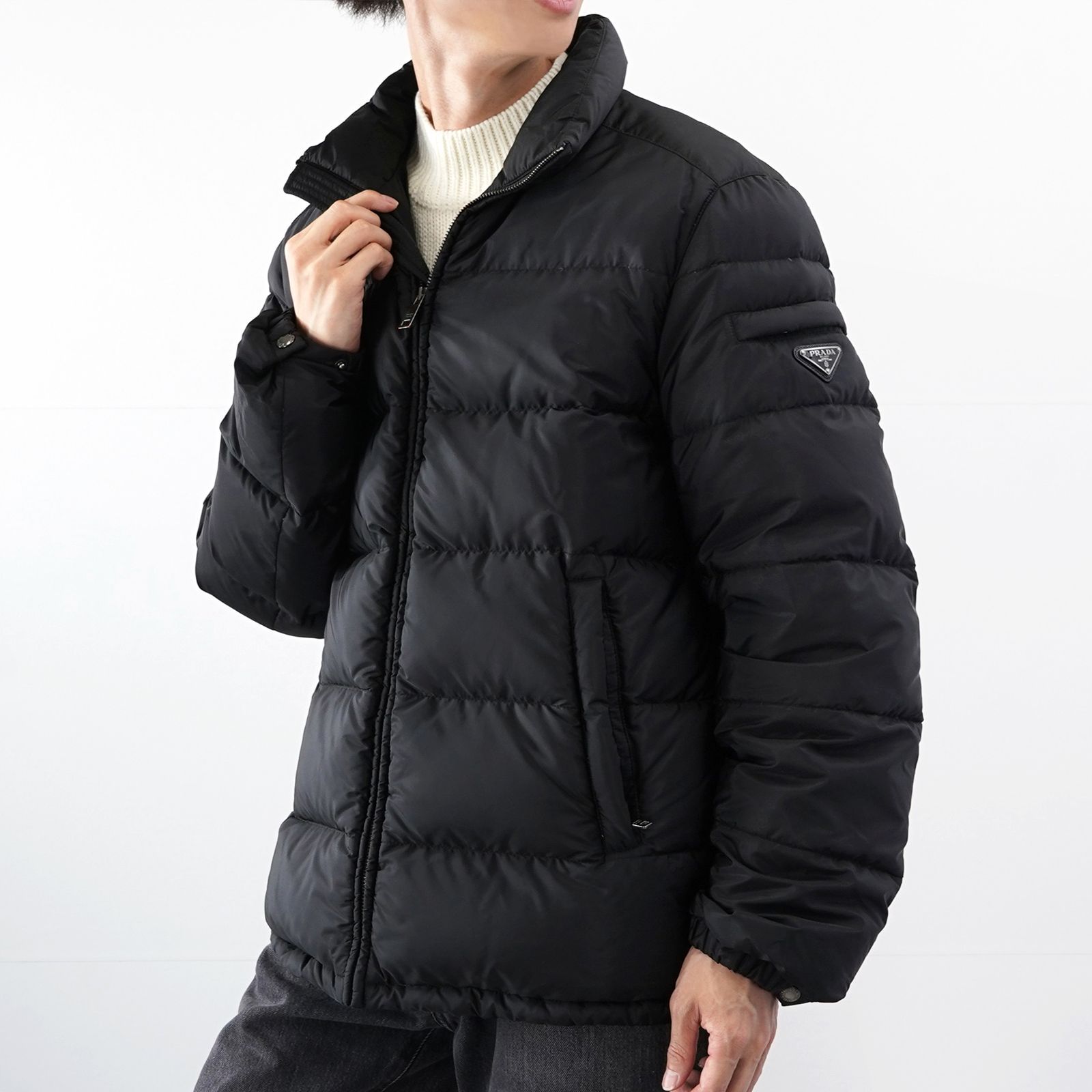 PRADA プラダ ダウンジャケット BLACK SGY091 - メルカリ