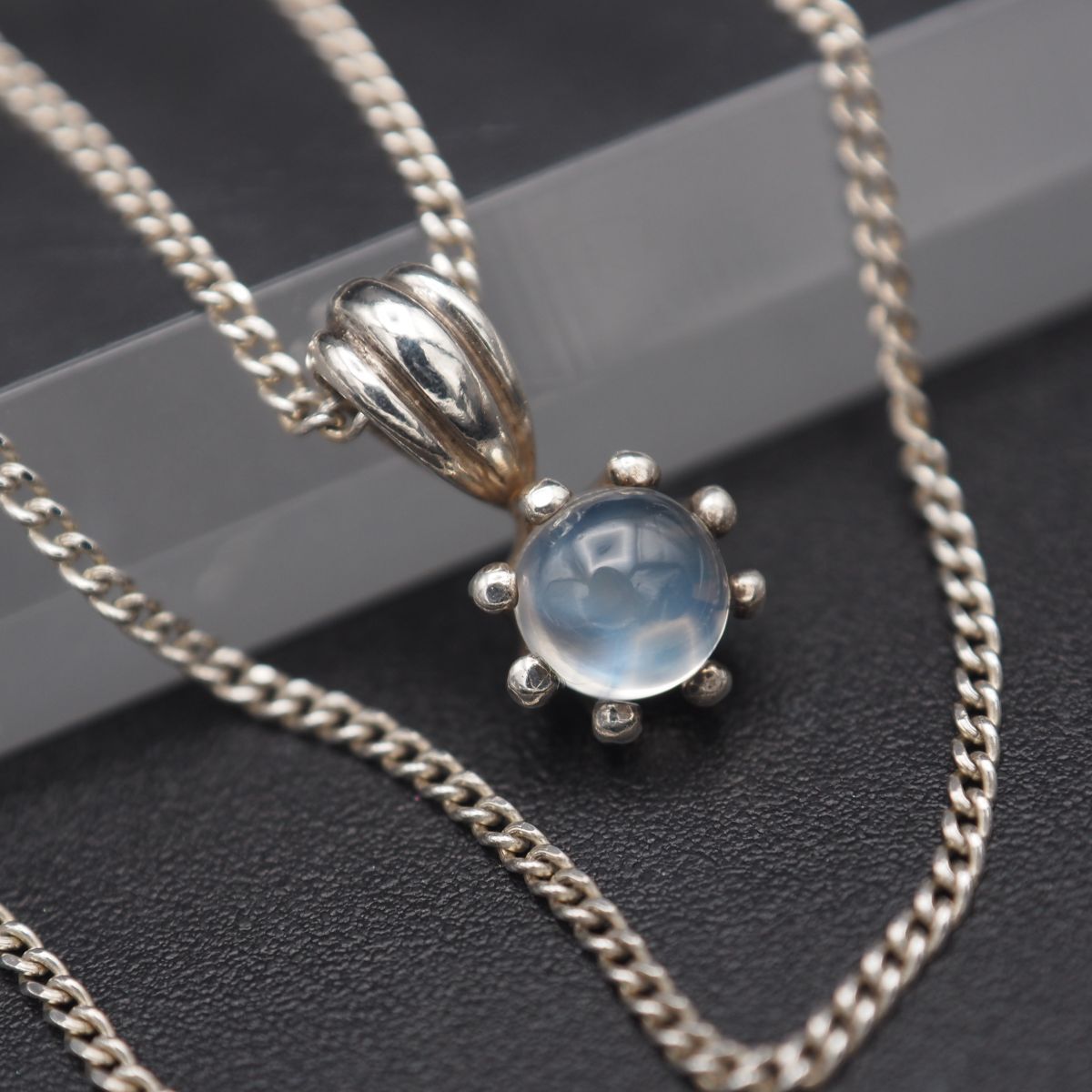 B361 ムーンストーン STERLING SILVER刻印 ペンダント