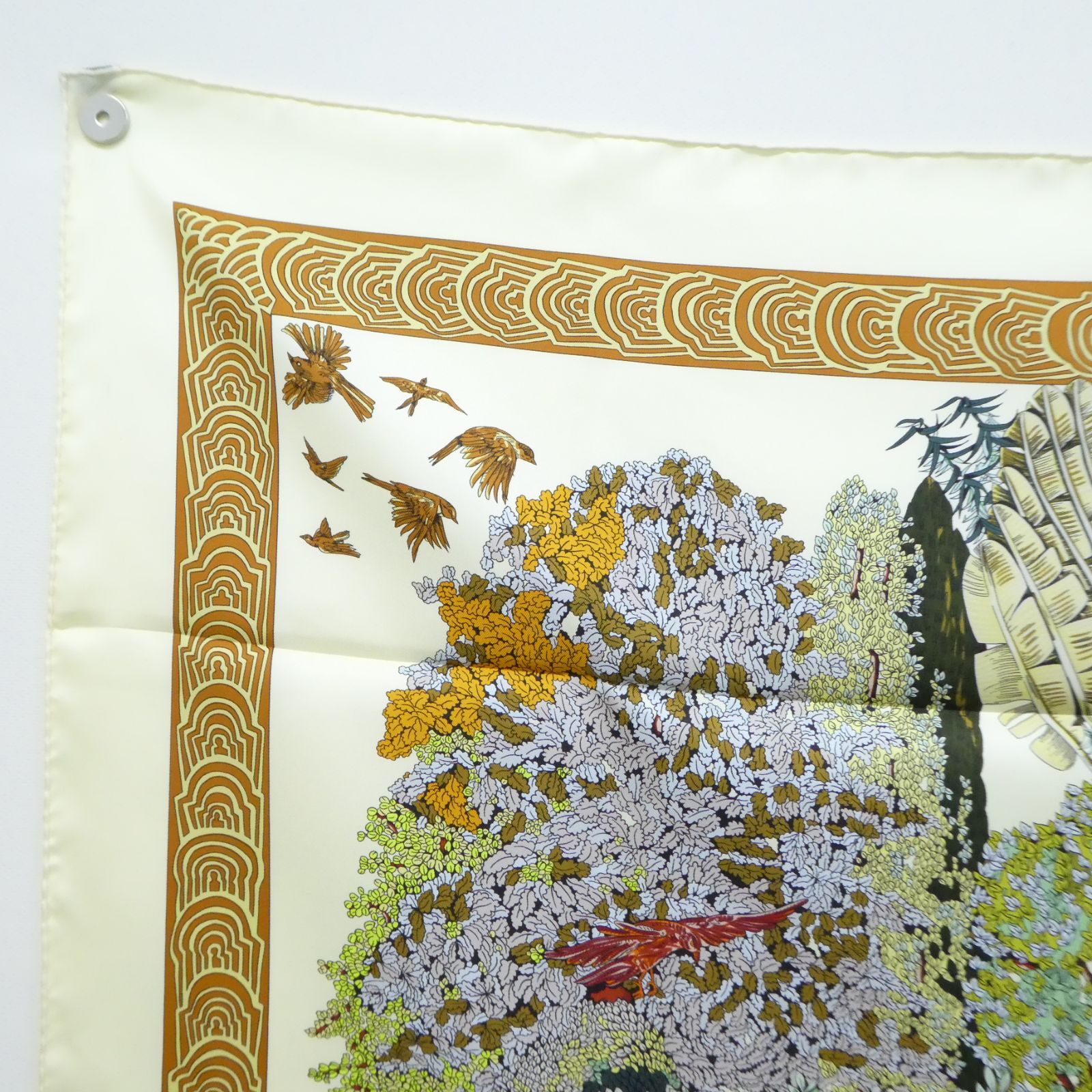 HERMES エルメス　カレ90 木の伝説 エルメス カレ90 Les Legendes de L'Arbre 木の伝説 シルク