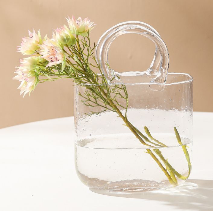 花瓶 ガラスのカバン 北欧 おしゃれ 金魚鉢にもなる フラワーアレンジメント クリアガラス フラワーベース 観葉植物 花器最新 - メルカリ