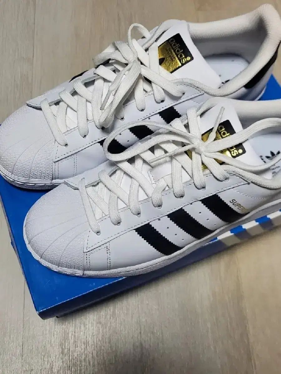 adidas(アディダス) スーパースター 270