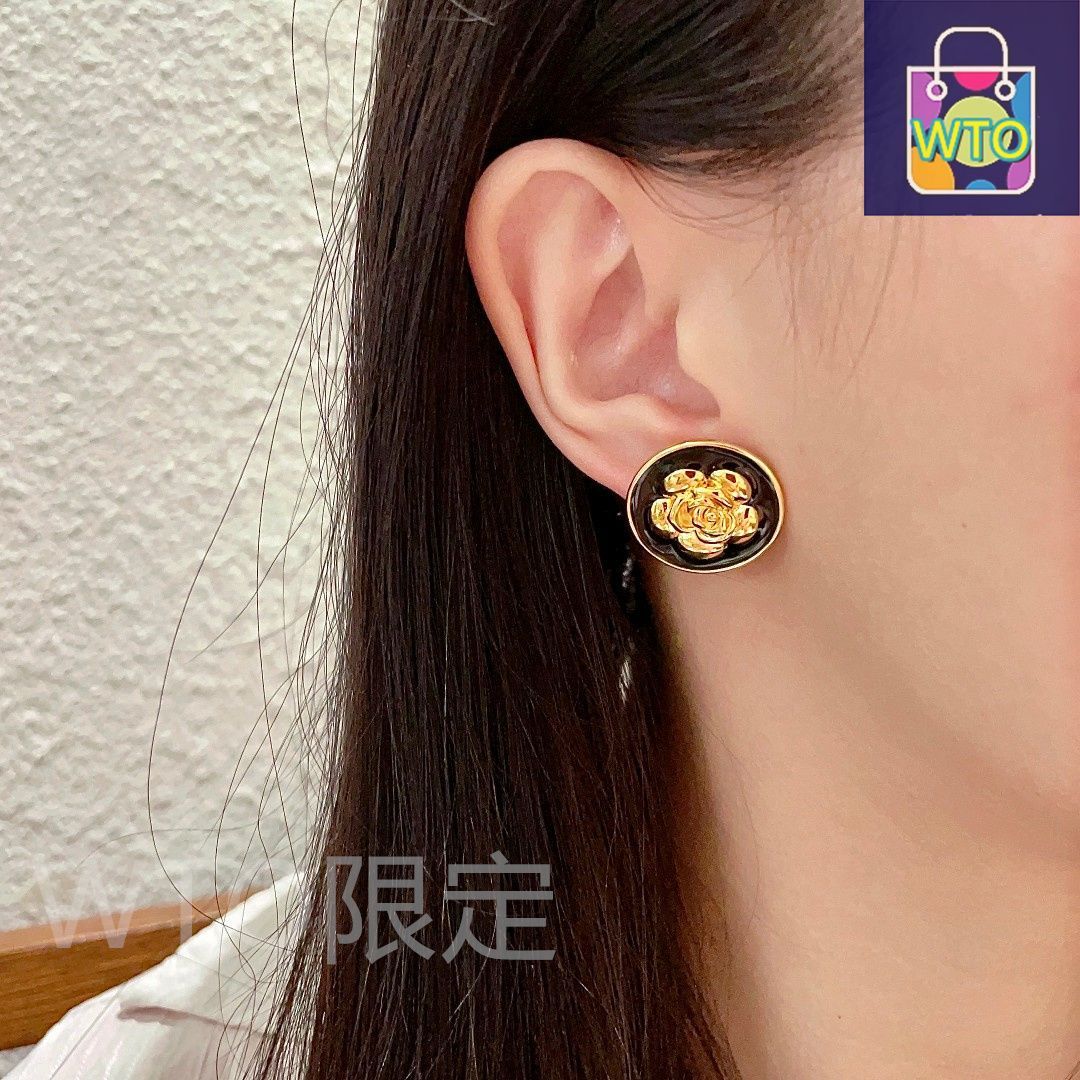 今日特価】CHANEL シャネル 中古 ダブル C イヤリング