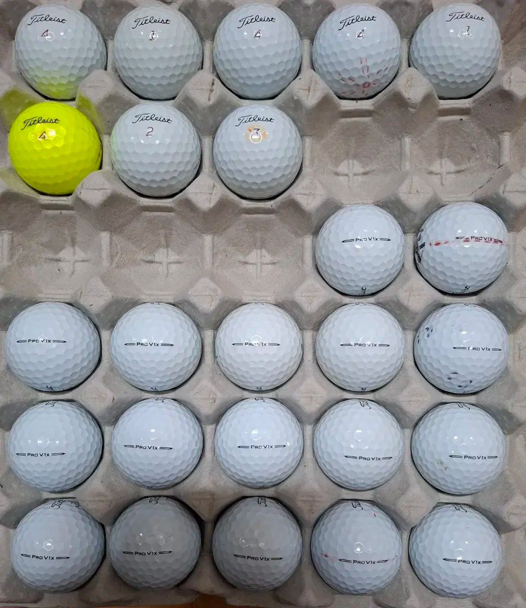 PROV1X A レベル Titleist(タイトリスト) ロストボール ゴルフボール 25 スポーン