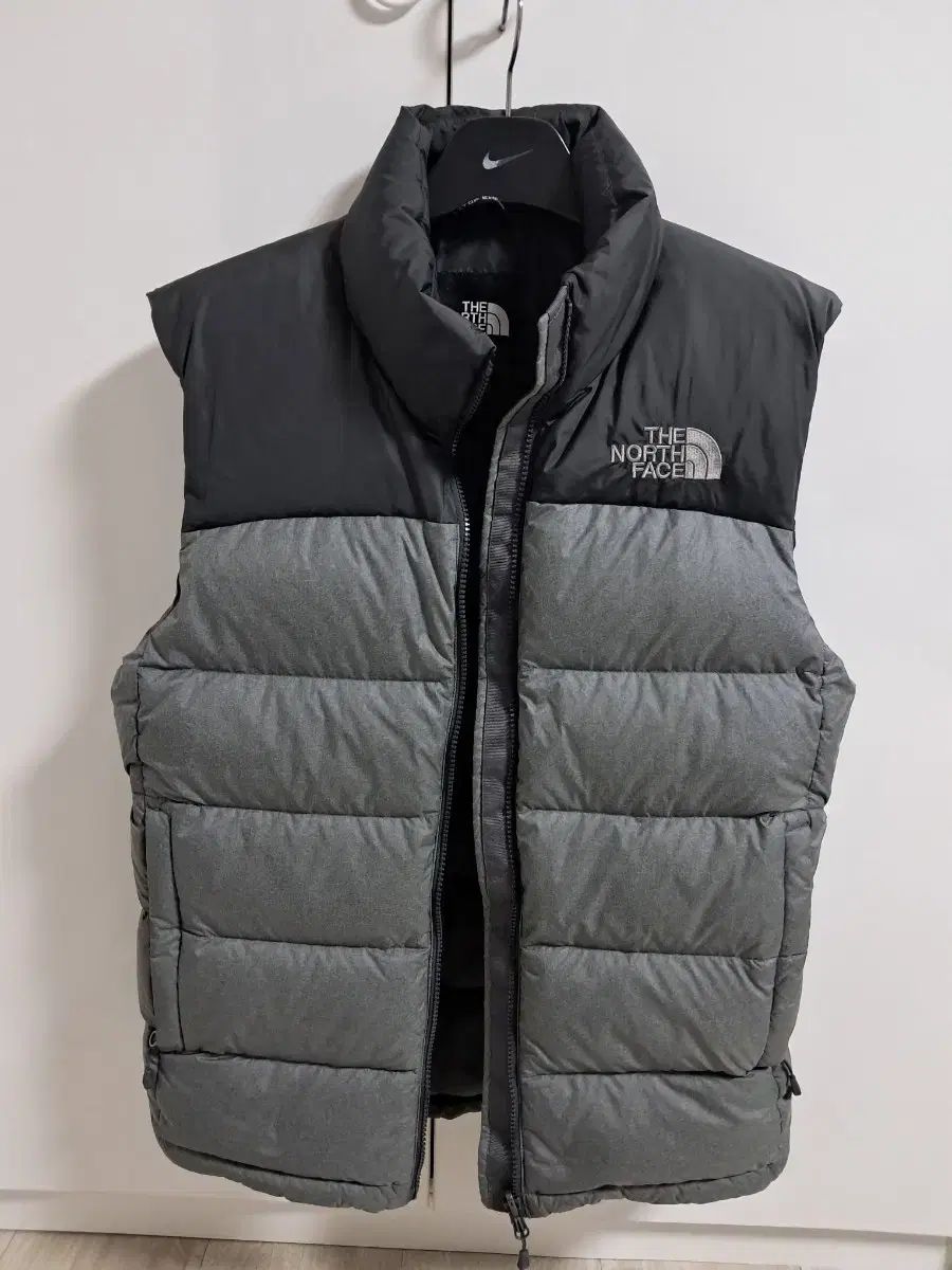 ノースフェイスTレディース Lサイズ ダウンベスト グレー ブラック THE