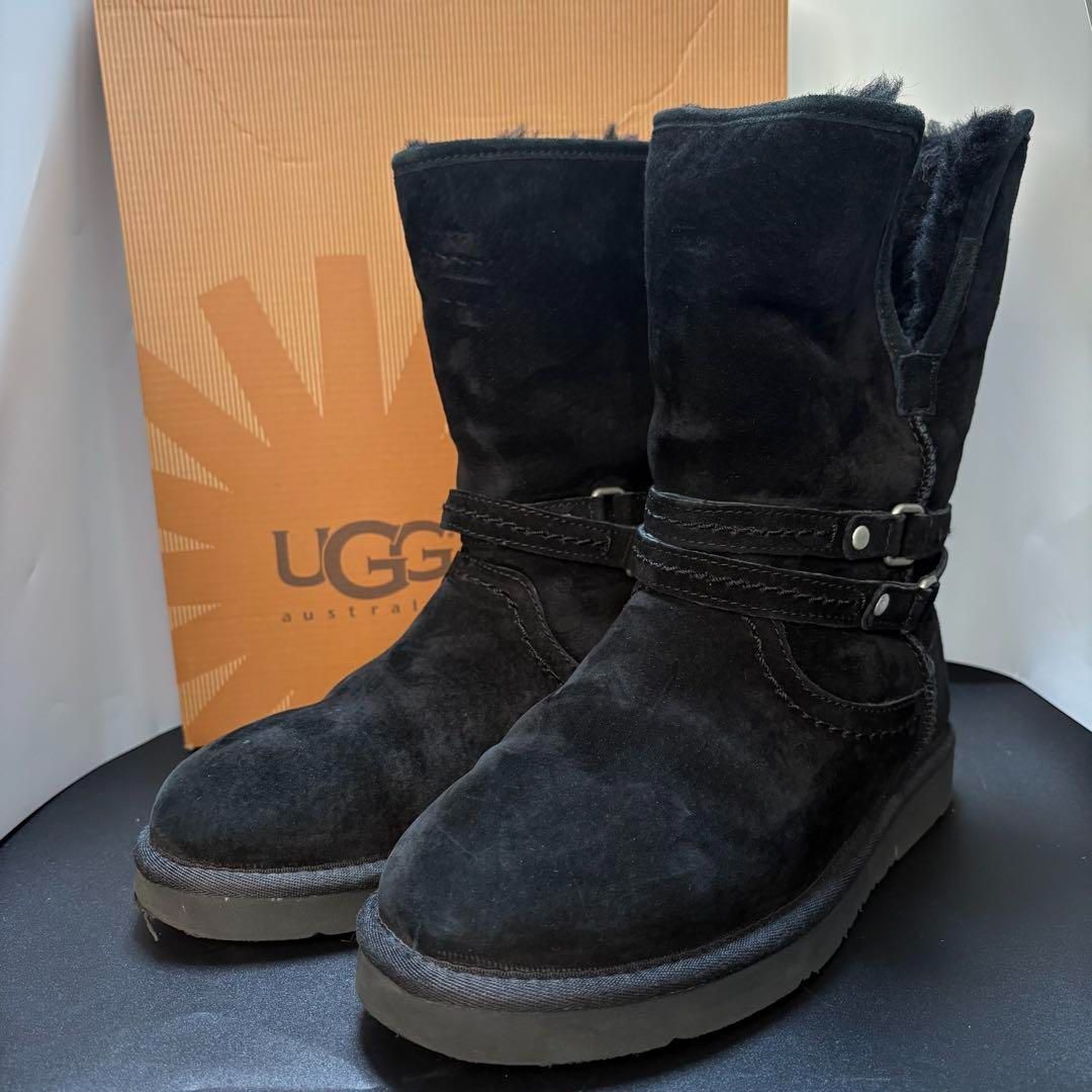 UGG アグ オーストラリア パリセイド ムートンブーツ 1007700 PALISADE ショートブーツ ミドルブーツ メタルロゴ 黒 ブラック 24