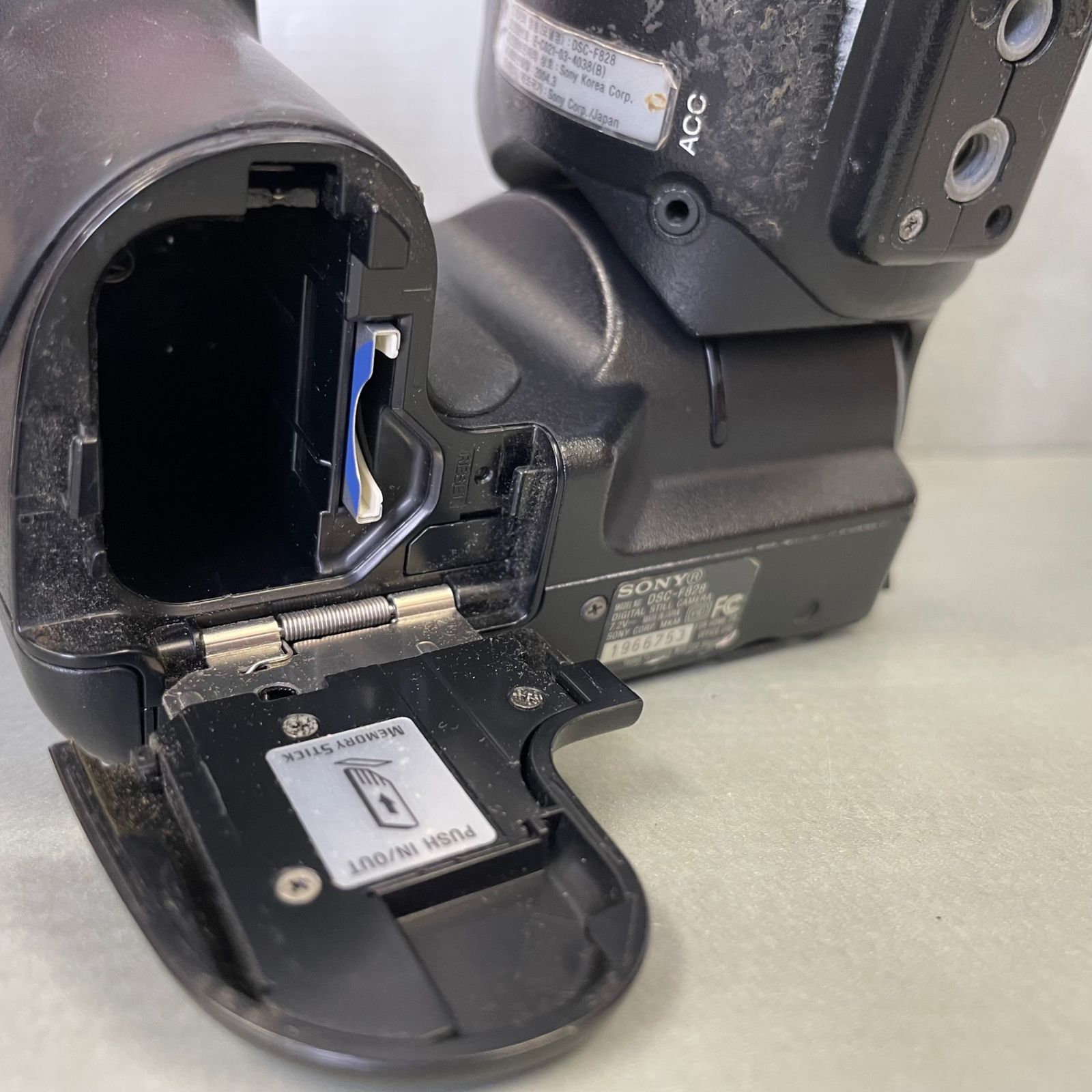 ジャンク SONY Cyber-shot DSC-F828 壊れています 【公式通販】