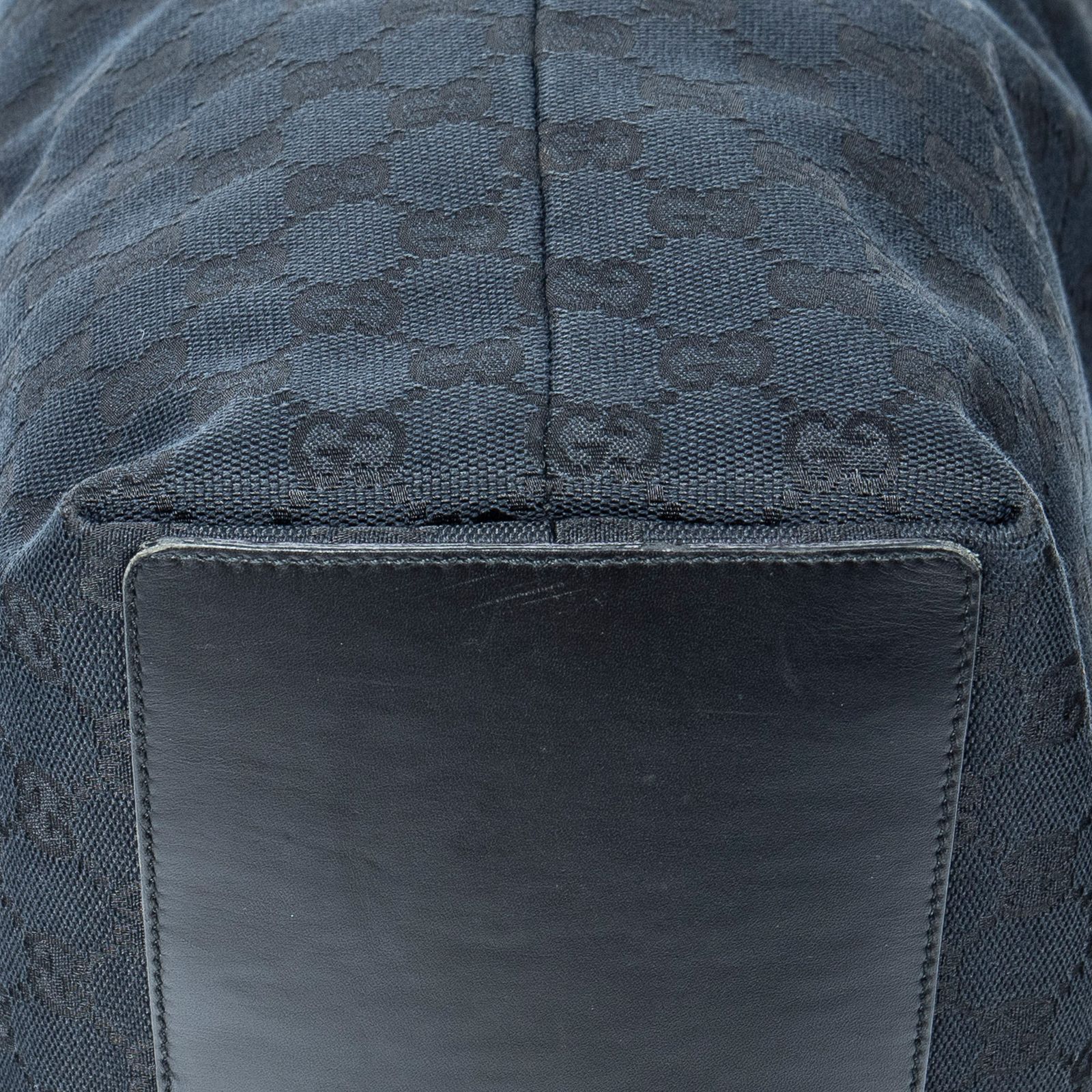 GUCCI グッチオープントート黒GGキャンバスA