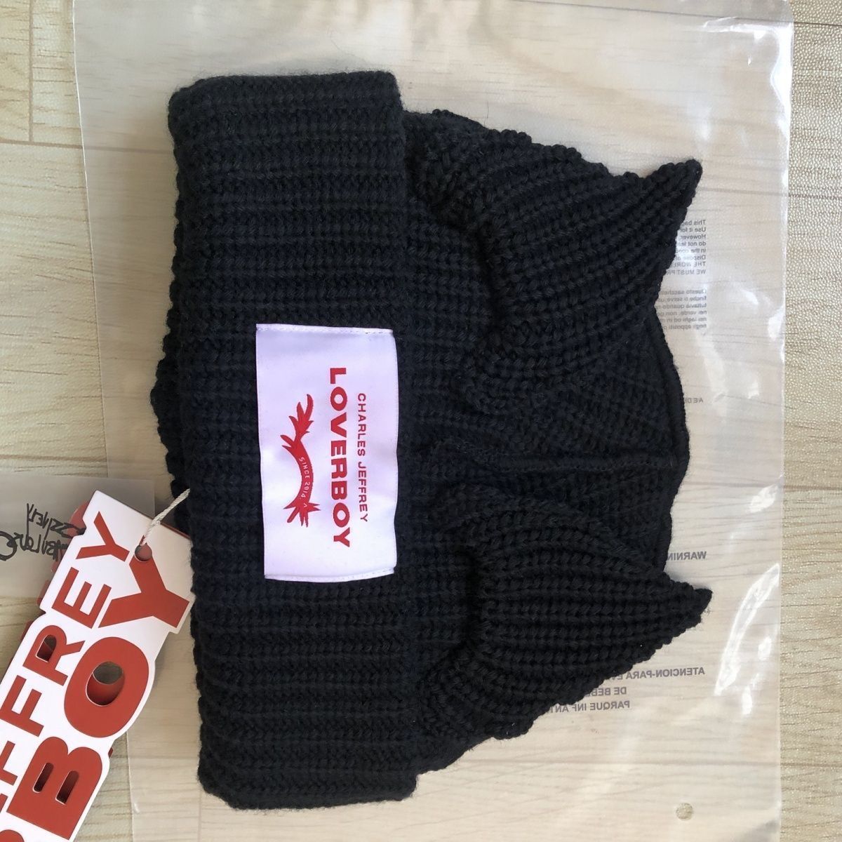未使用品 CHARLES JEFFREY LOVERBOY ブラック ネコ耳 未使用品