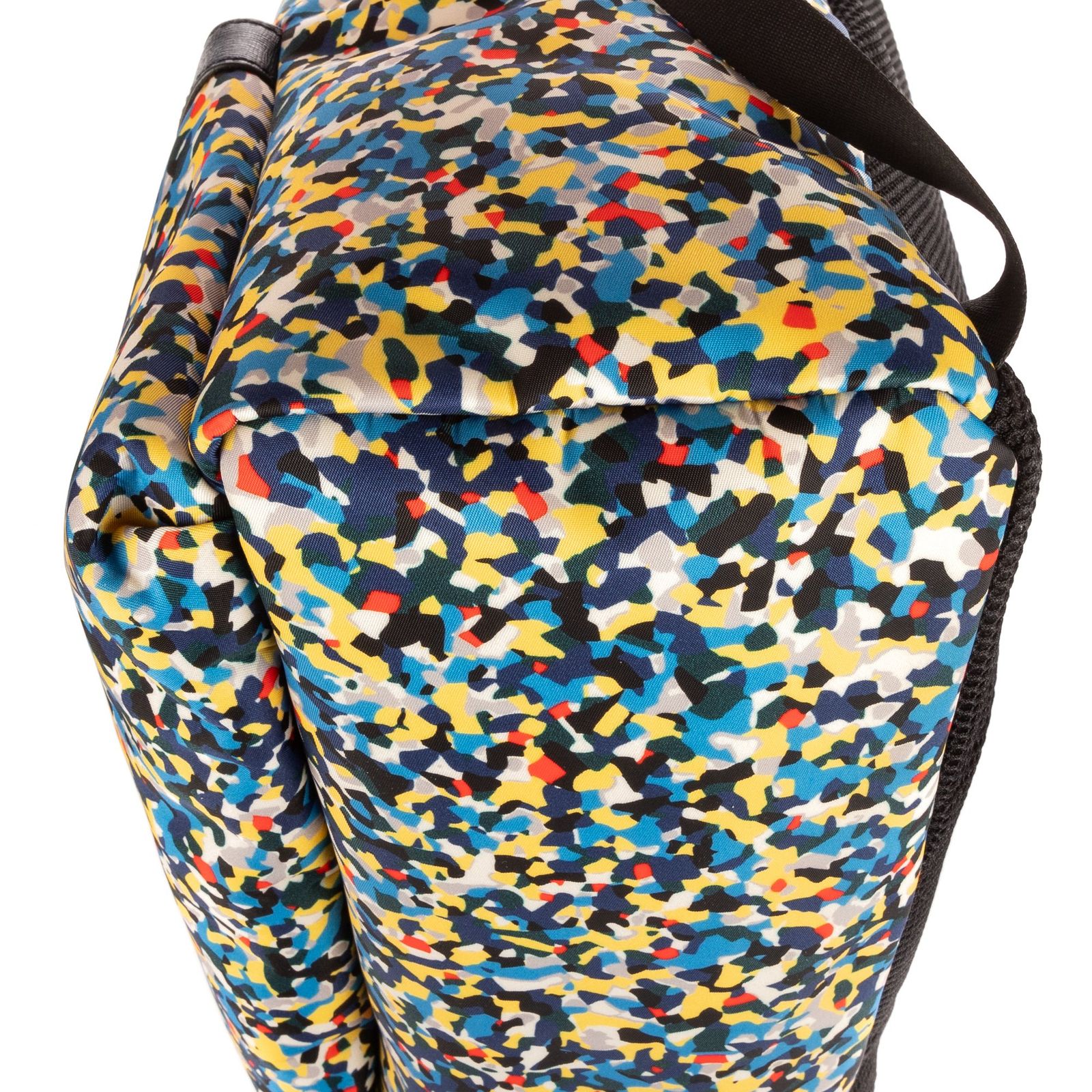 フェンディモンスター バックパック青