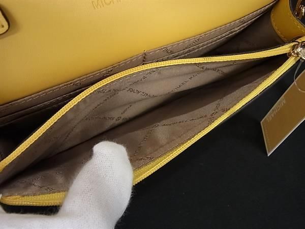 □新品同様□ MICHAEL KORS マイケルコース レザー ウォレットバッグ