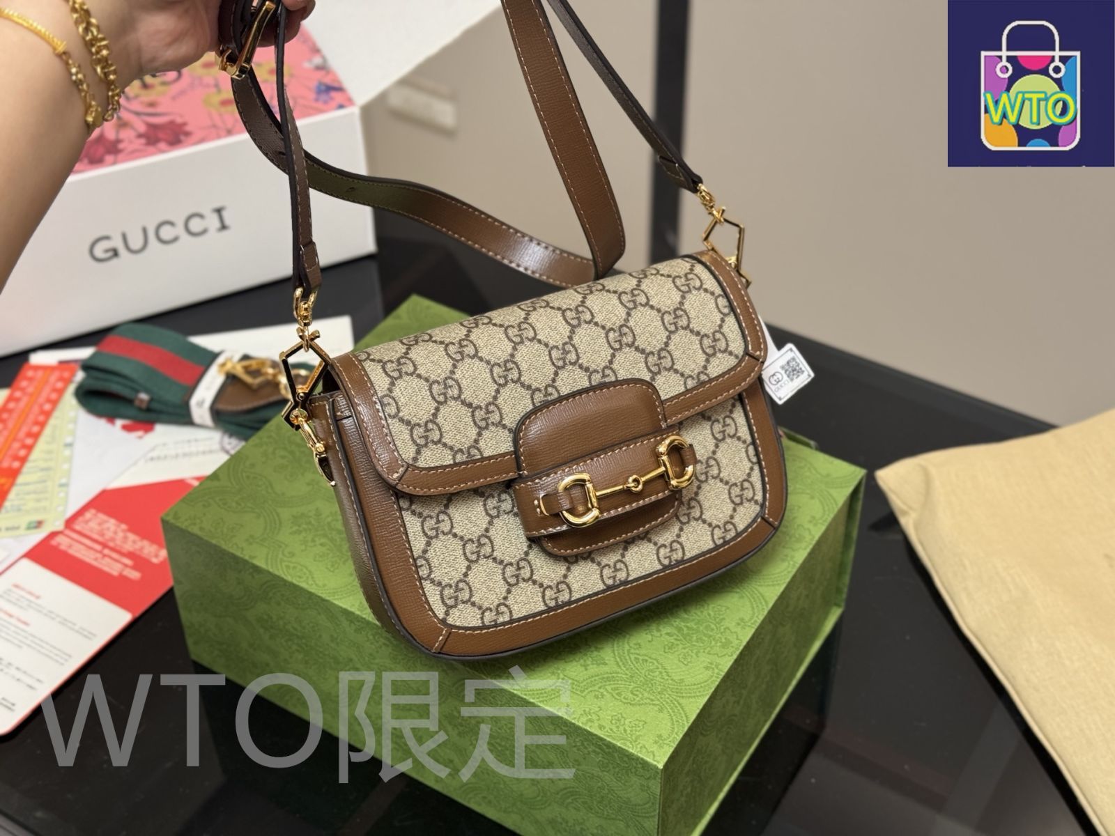 交渉済み】GUCCI ヴィンテージサドルバッグ