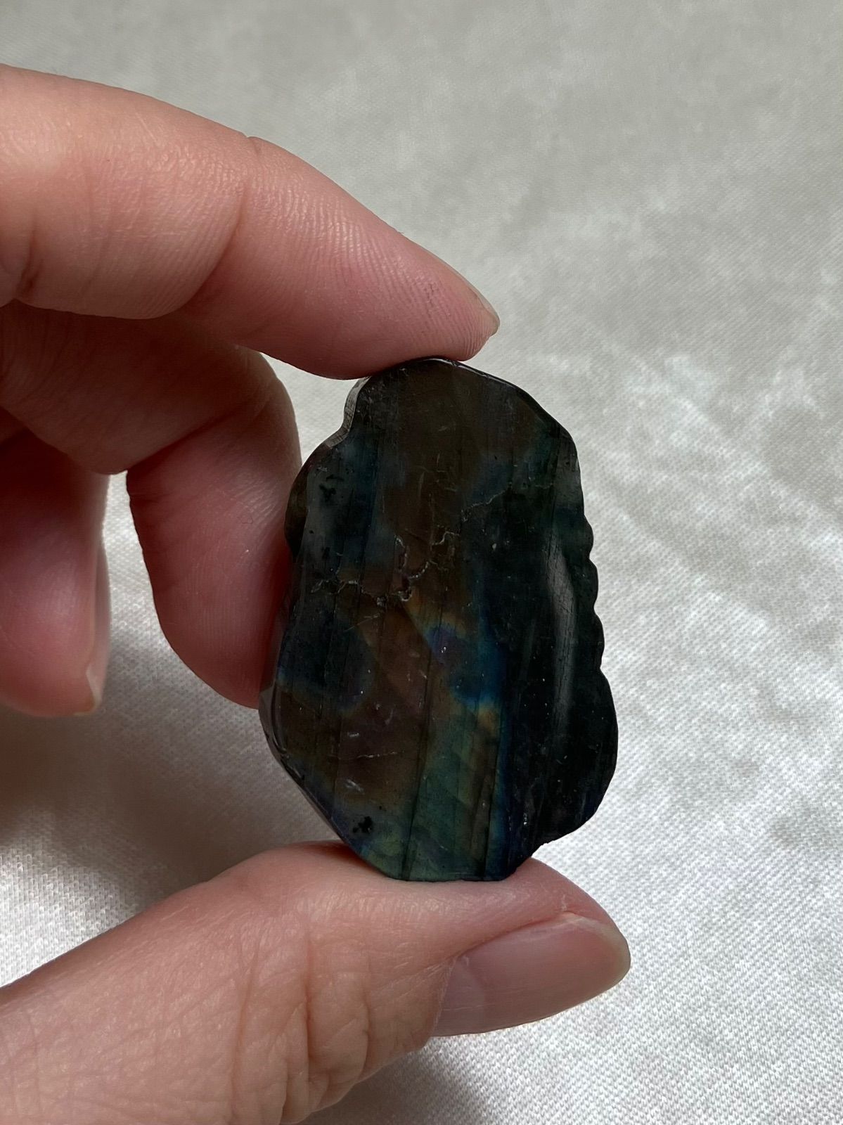 天然石ラブラドライトの九尾狐　ご購入前に在庫確認必要NO.091818 ラブラドライト 九尾の狐 ブルーシラー カービング｜Yahoo