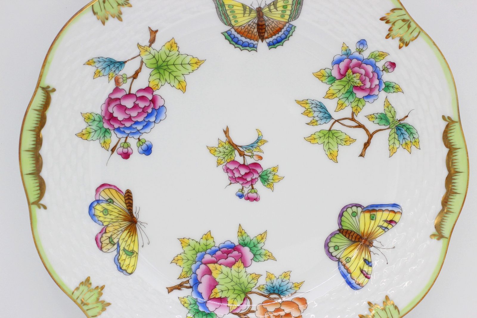 HEREND(ヘレンド) ビクトリアブーケ デザートプレート 19cm 皿