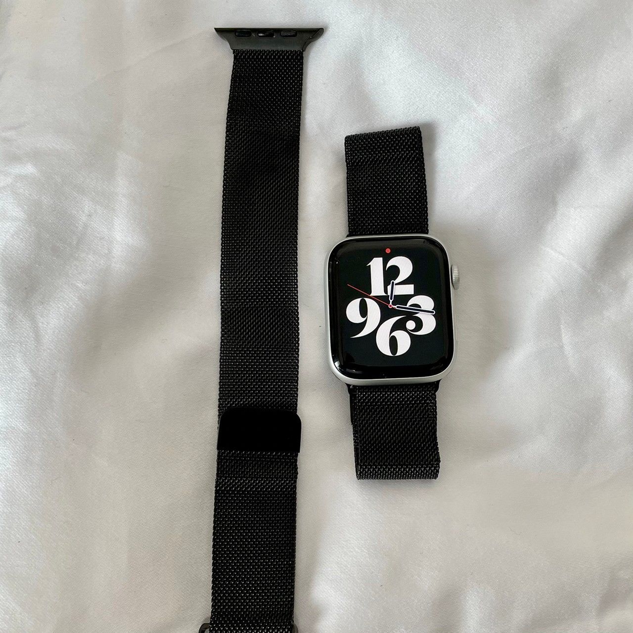 ★【良品】Apple Watch バンド 42mm スペースブラックミラネーゼループ MLJH2FE/A ミラネーゼループ 42 ブラックの通販