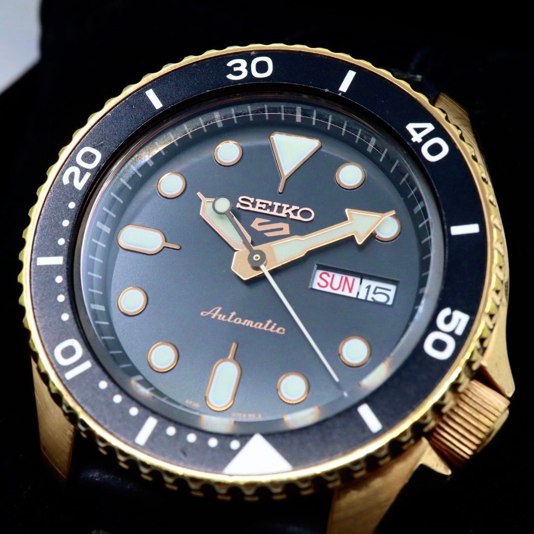 セイコー SEIKO5 スポーツ 4R36-07G0 SBSA011 メンズ 腕時計 自動巻き デイデイト グリーン文字盤 裏スケ ダイバー 24石 稼働品 G