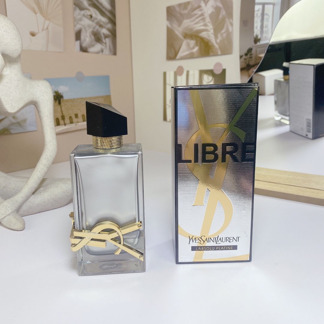 未使用新品 YSL イヴ・サンローラン リブレ ラプソリュ プラチナム