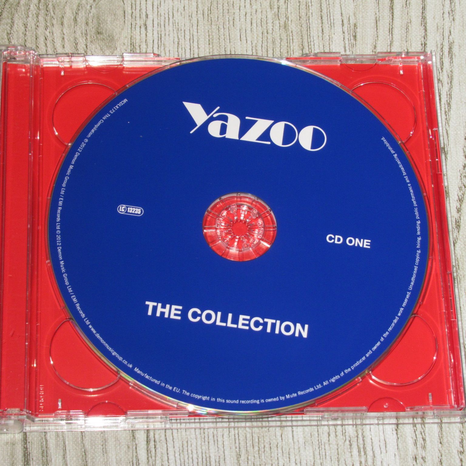 ヤズー　Yazoo 　Collection The Collection (Yazoo album) - Wikipedia