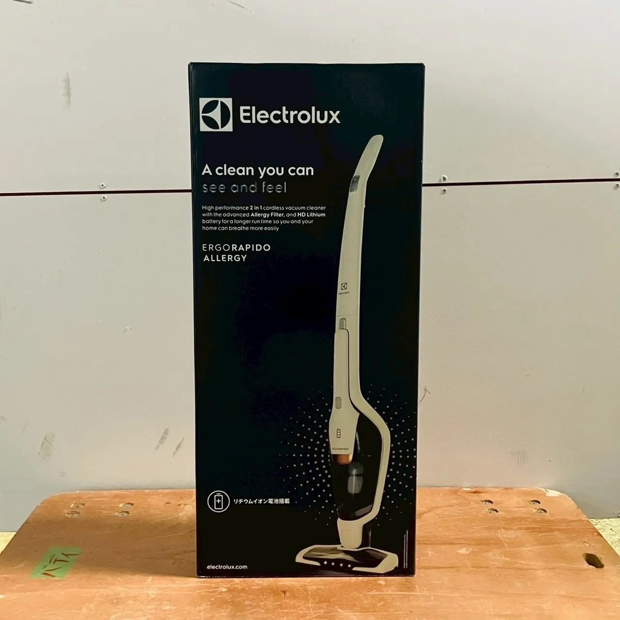 ♥ 湘-4 Electrolux エルゴラピード リチウム ZB3513SW Shell White ホワイト 掃除機 コードレス掃除機