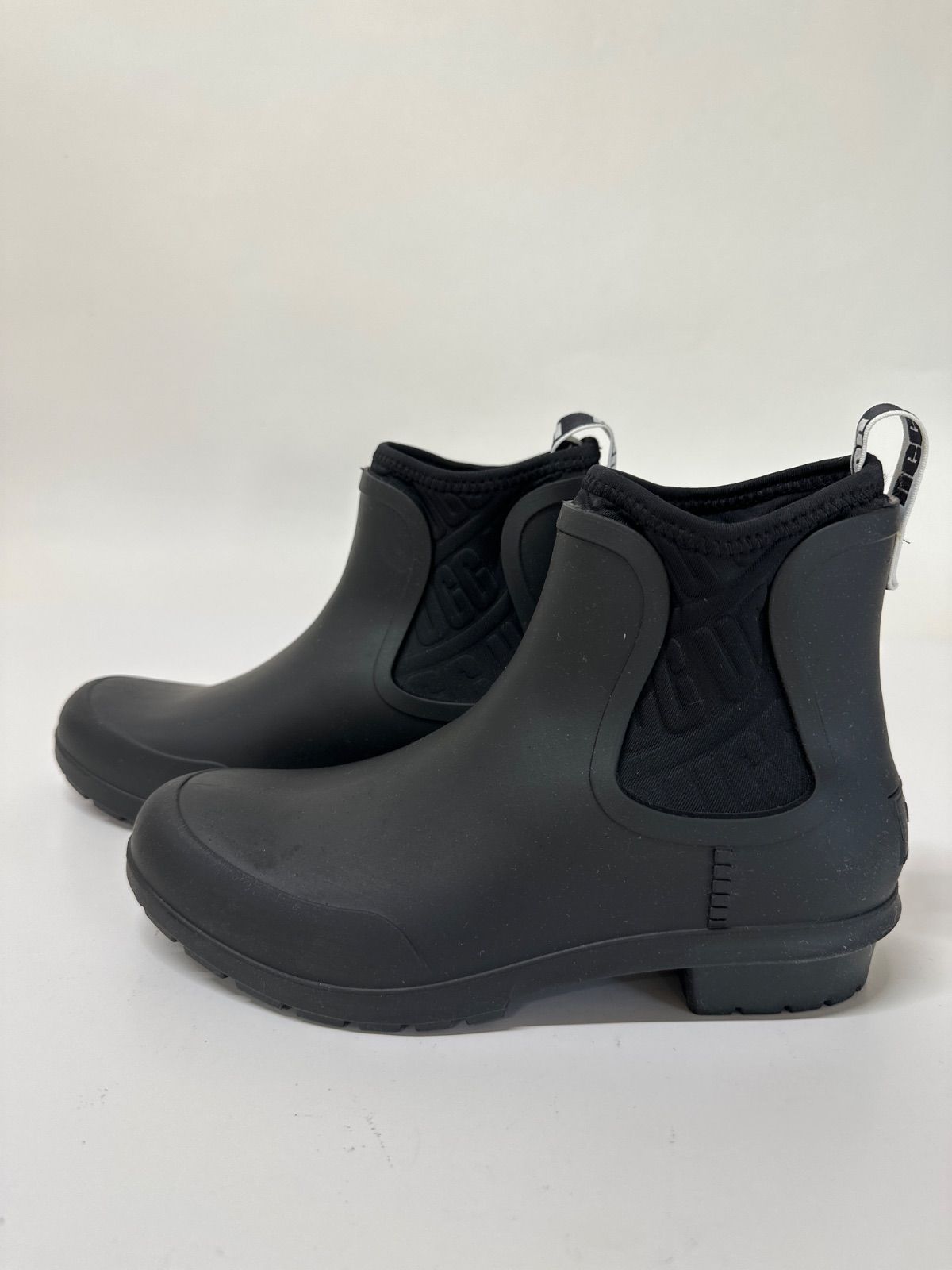 【未使用】UGG 1110650 CHEVONNE  レインブーツ ネイビー 楽天市場】【今だけクーポン配布中】アグ シェボンヌ レイン