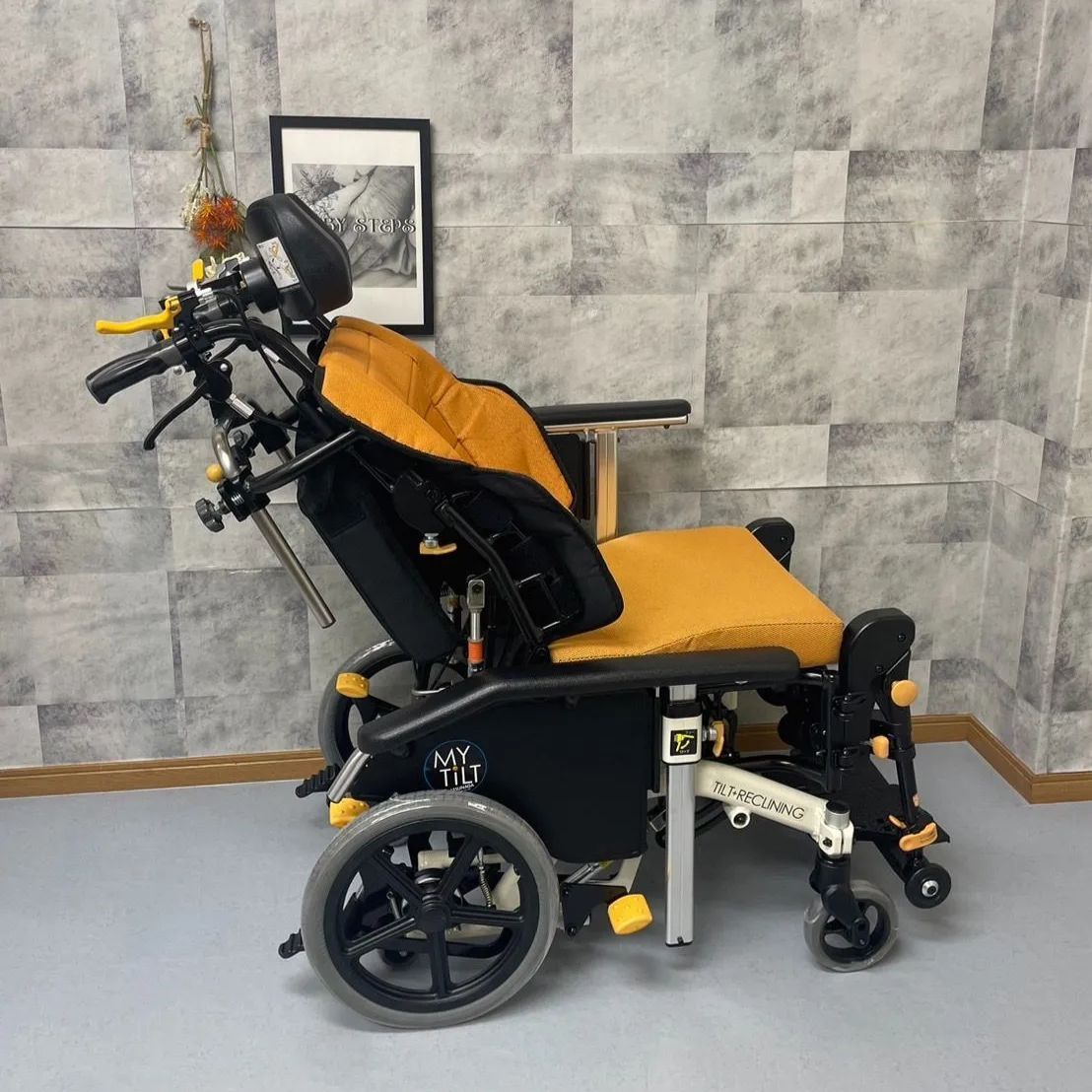 車いす 松永製作所 リクライニング介助式車椅子 オアシスOS-12(エアー