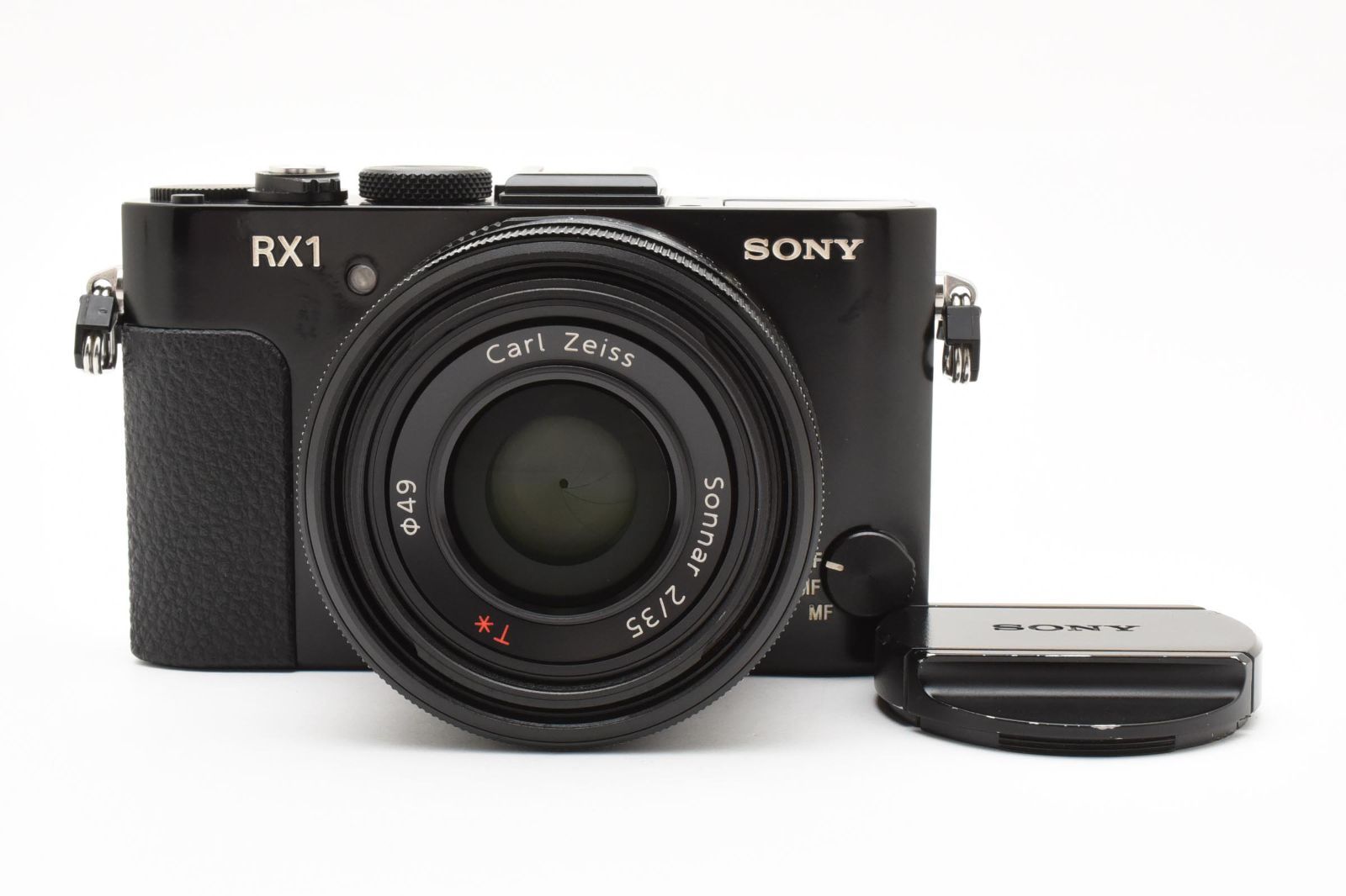 Nikon D610 ボディ　充電器　バッテリーグリップ Nikon D610 ボディ 充電器 バッテリーグリップ