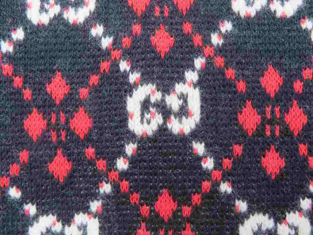 Gucci GGダイヤモンド スカーフ マフラー BJJ1☆グッチ/GUCCI GG ダイヤモンド スカーフ マフラー - メルカリ