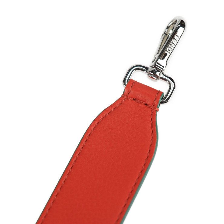 FENDI フェンディ ストラップ お値下げします！ 割引中】FENDI ストラップユー FENDI フェンディ ストラップ お値下げ