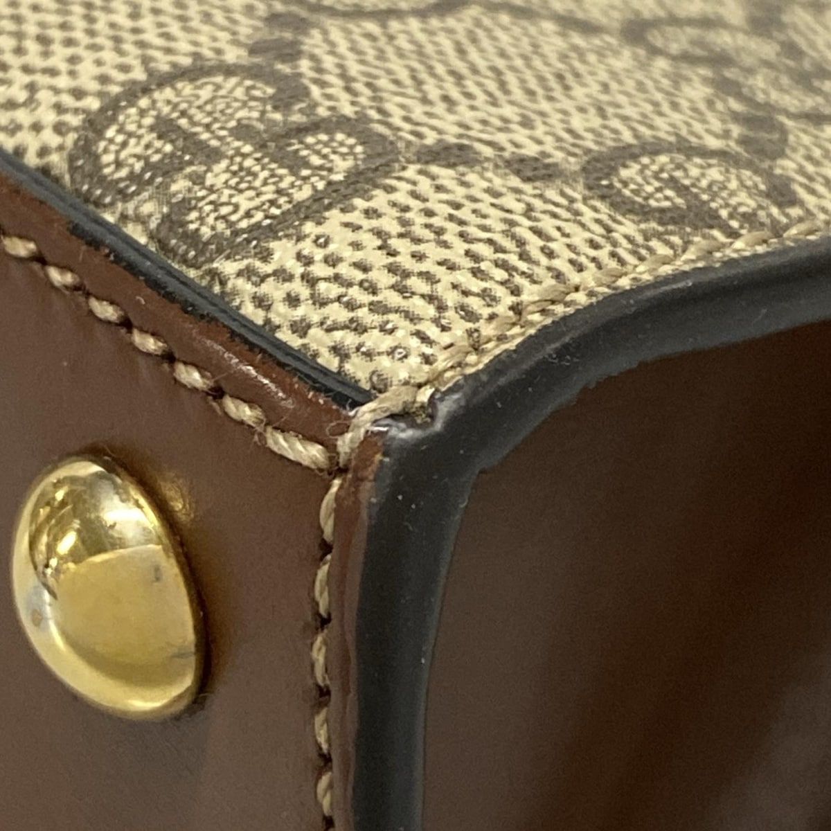 ベージュ×黒×ダークブラウン レザー