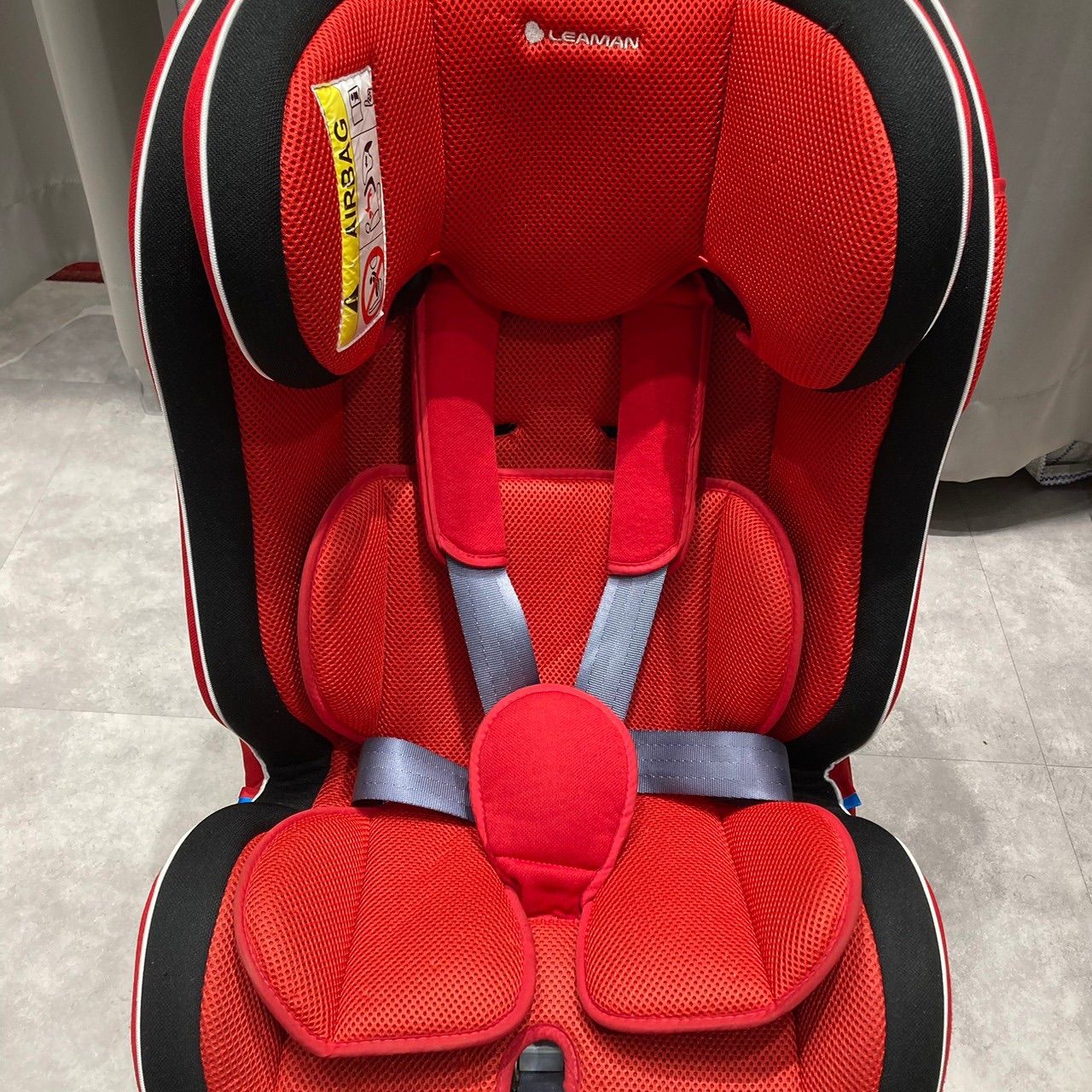 LEAMAN チャイルドシート 黒/赤 ISOFIX対応 チャイルドシート用品