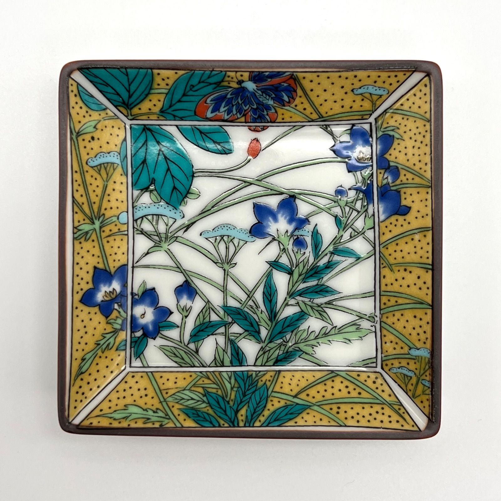 九谷焼】4号 皿揃 5枚 歴代画 木箱入 AP6-0113 - メルカリ