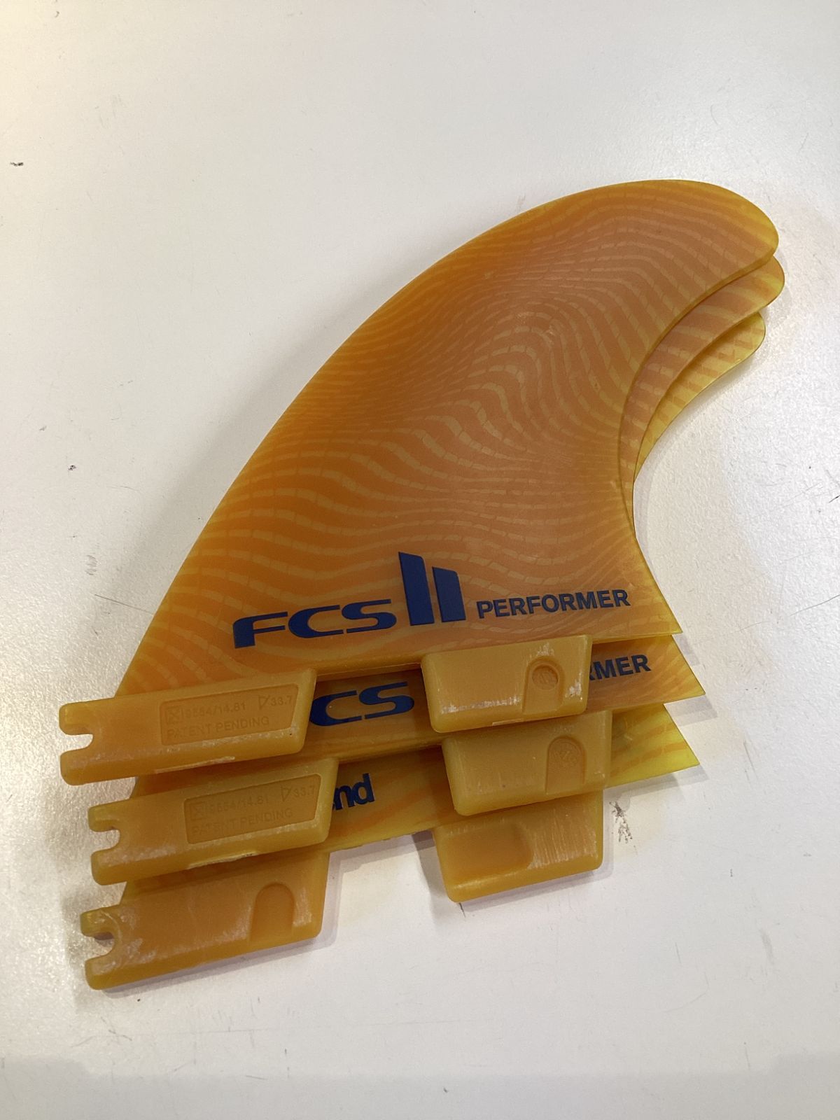 FCS2 performer essential 新品未使用品 FCS II PERFORMER TRI FIN SET - FCS JAPAN