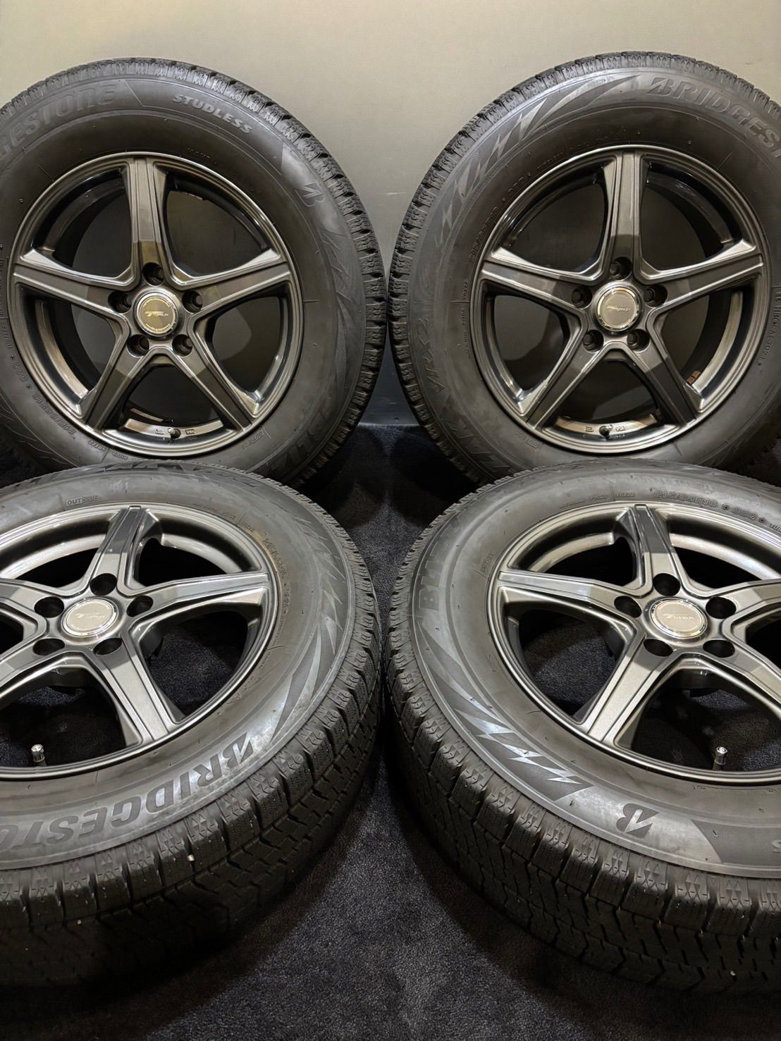 215|65R16 BRIDGESTONE|VRX2 21年製 TOPRUN 16インチ 6.5J 38 114.3 5H スタッドレス 4本 アルファード ヴェルファイア 南5-J262