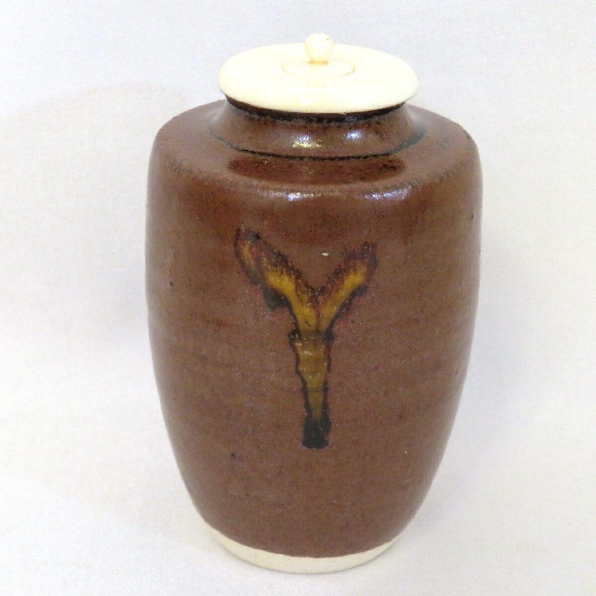 値下げ茶道具　加藤弥右衛門　瀬戸肩付茶入　 共箱　美品 十一月の特売品】 岐阜県 加藤弥右衛門作 瀬戸 肩衝茶入 眼鏡箱