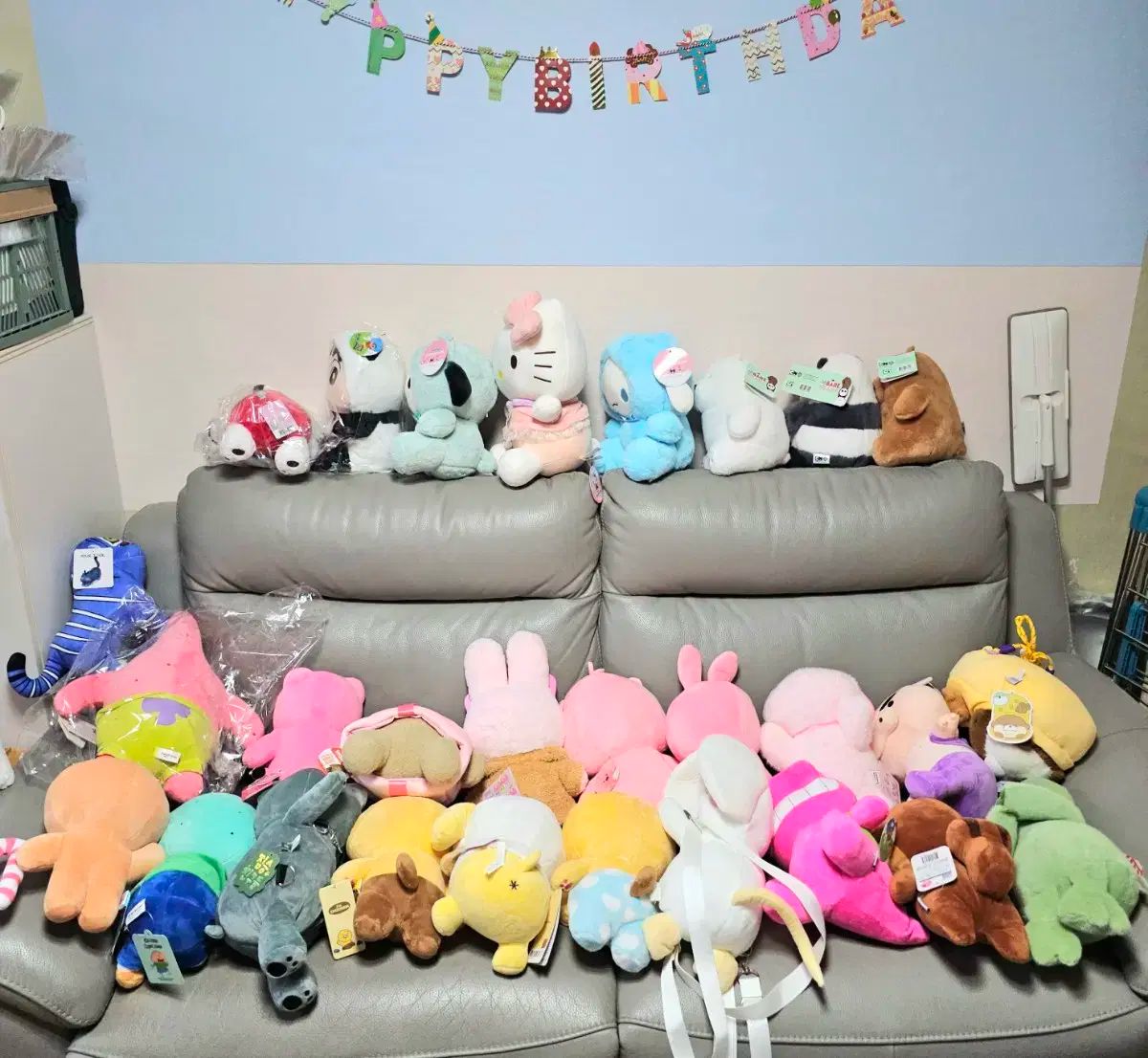 28 オールインワンバッチ サンリオ チュンシク クレヨンしんちゃん ベリー ゴム ルピー 人形