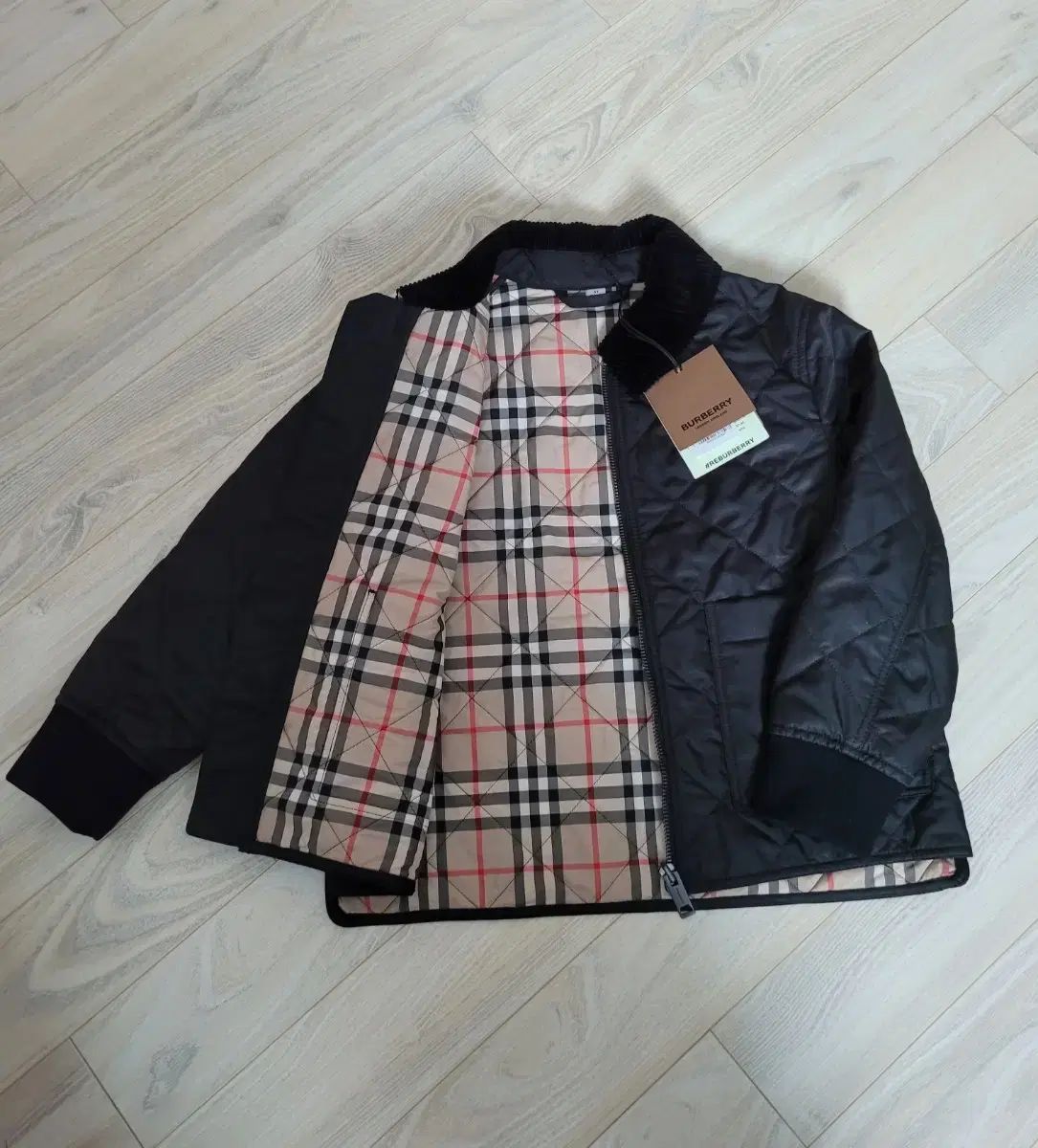 バーバリー キッズ ヴィンテージ チェック キルティング ジャケット ブラック 6Y