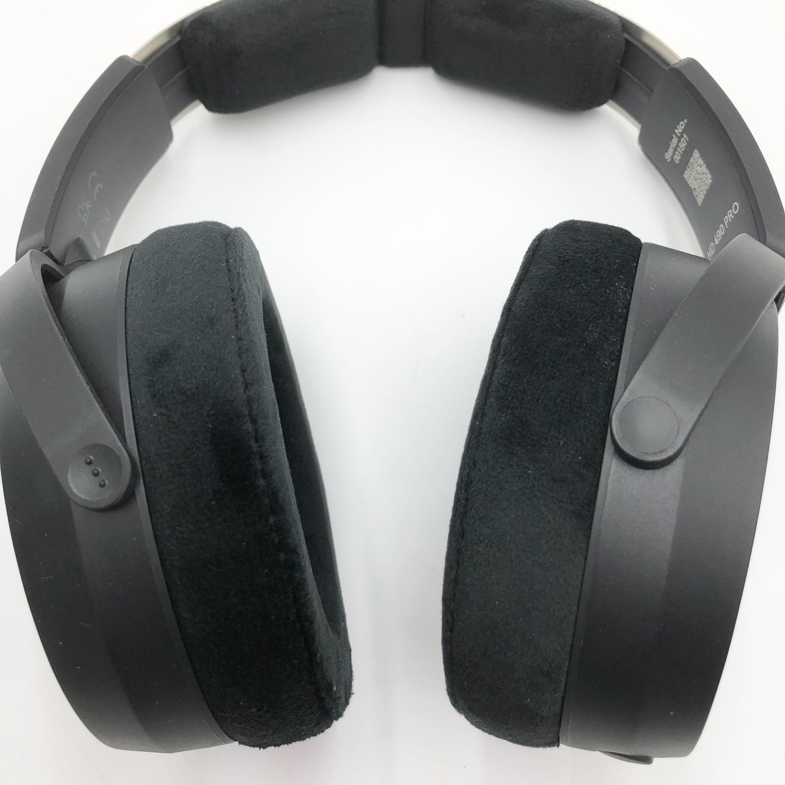 一番人気!! Sennheiser ゼンハイザー HD 490 PRO 開放型スタジオモニターヘッドホン 700286 有線 ドイツ設計 オープン型 音楽制作用とミキシング用の2組のユニークなイヤーパッドを同梱 着脱 なケーブル 軽量 新開発のヘッドバンド